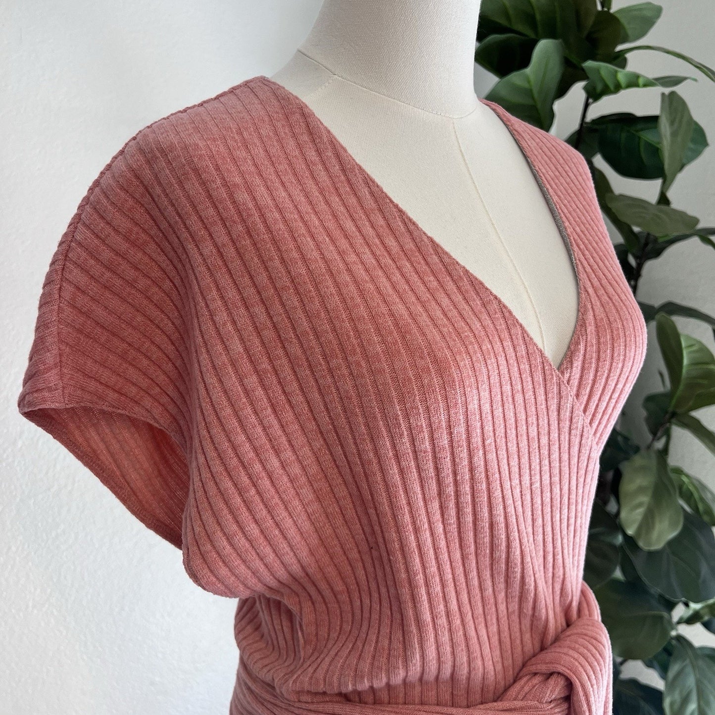 NWOT $230 SAYLOR Yelle Mini Dress (S) Pink Ribbed Belt Flirty Girly Feminine