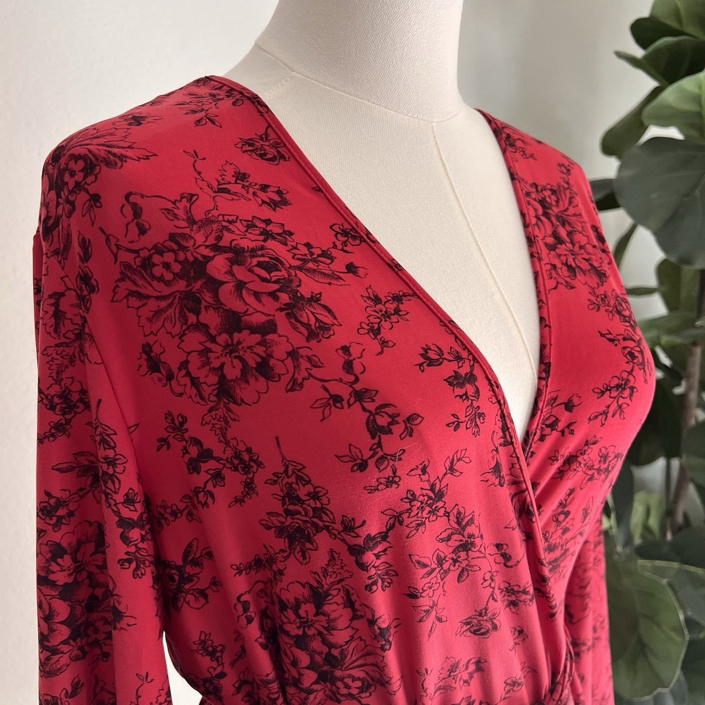 California Dynasty M/L Vintage Lace Red Floral Robe Kimono Belt Romantic Sexy