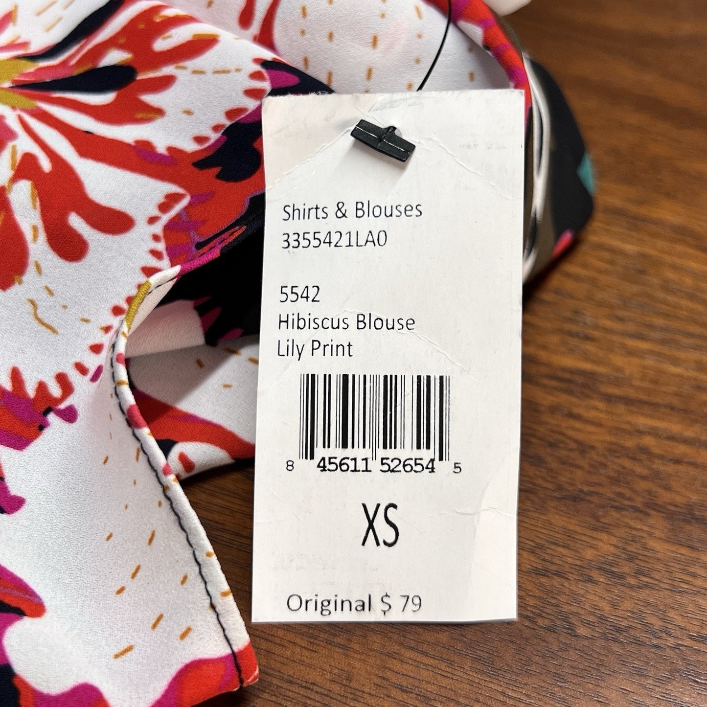 NWT Cabi XS Sleeveless Hibiscus Blouse Lily Print 5542 Floral Tropical Vacation