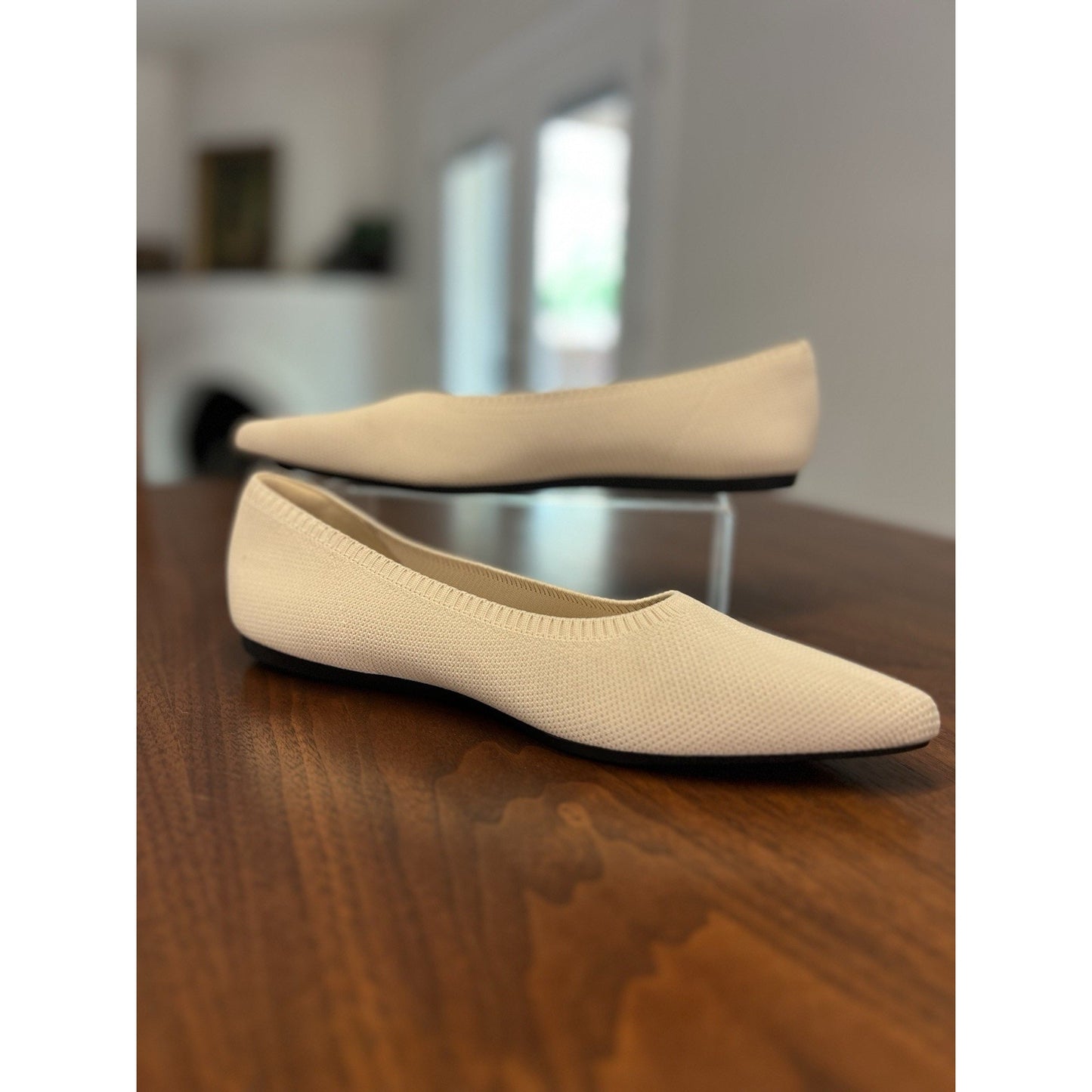 Vivaia Aria 5 Pointed-Toe Ballet Flats Almond Beige Comfort Size 42 / 10 US