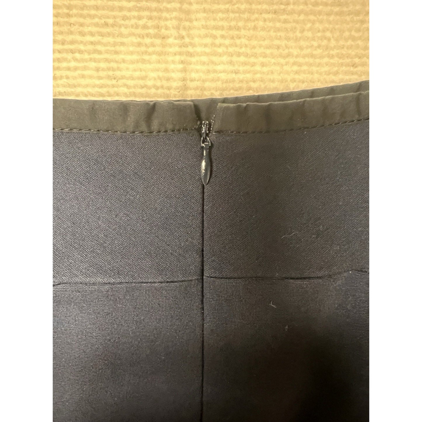 Theory Women’s Navy Blue Size 4 Viscose Blend Stretch Above Knee Pencil Skirt