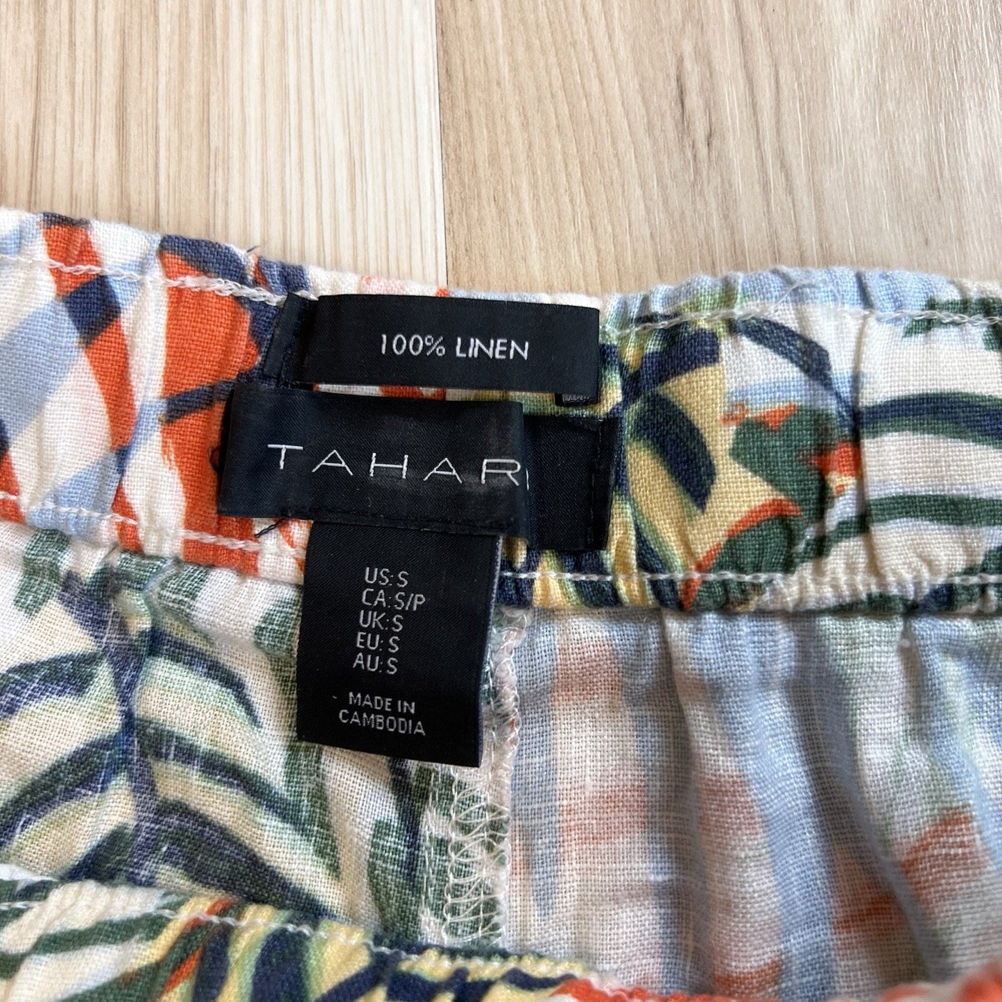 Tahari 100% Linen (S) Vacation Elastic Waist Shorts Pockets Tropical Preppy