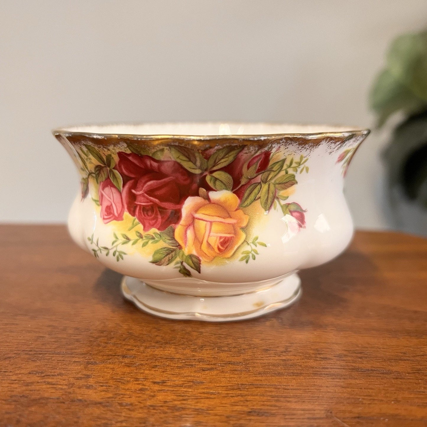 Royal Albert Old Country Rose Open Sugar Bowl Bone China Romantic Tea Party