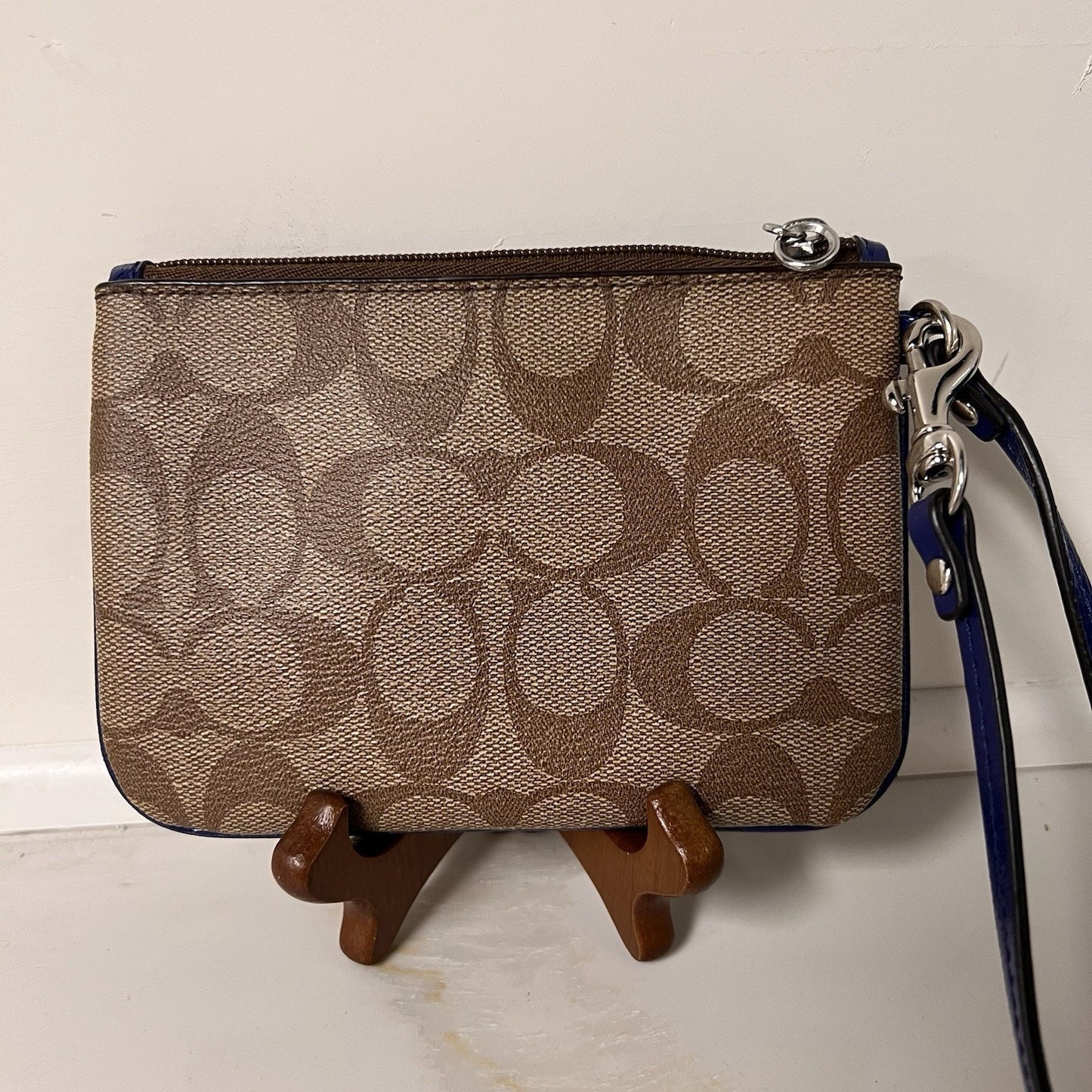 Coach Signature Wristlet Zip Pouch Wallet 6x4 Khaki Brown Navy Blue Clutch