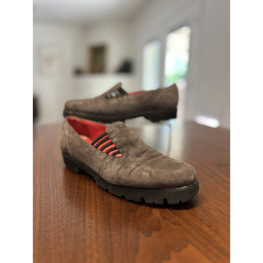 Pas De Rouge Women’s Grey Suede Slip On Outdoor Loafer Size 39 / 8.5 US