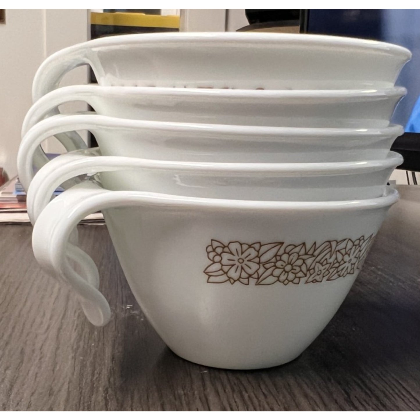 Set of 5 Vtg Corelle Woodland Brown Pattern Hook Handle Coffee/Tea Cups