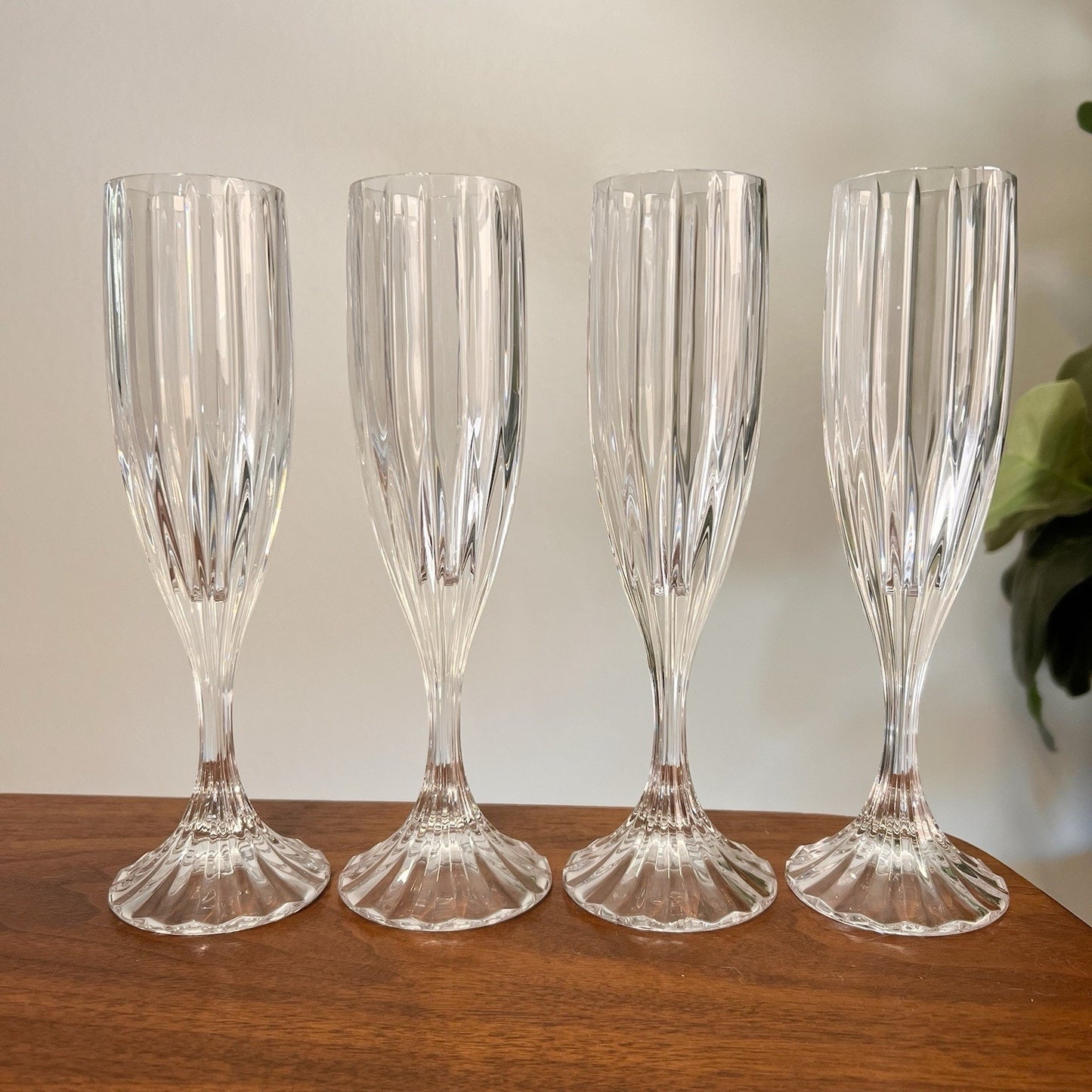 4 x Mikasa Park Lane Crystal Champagne Flutes Toasting Prosecco Barware Wedding