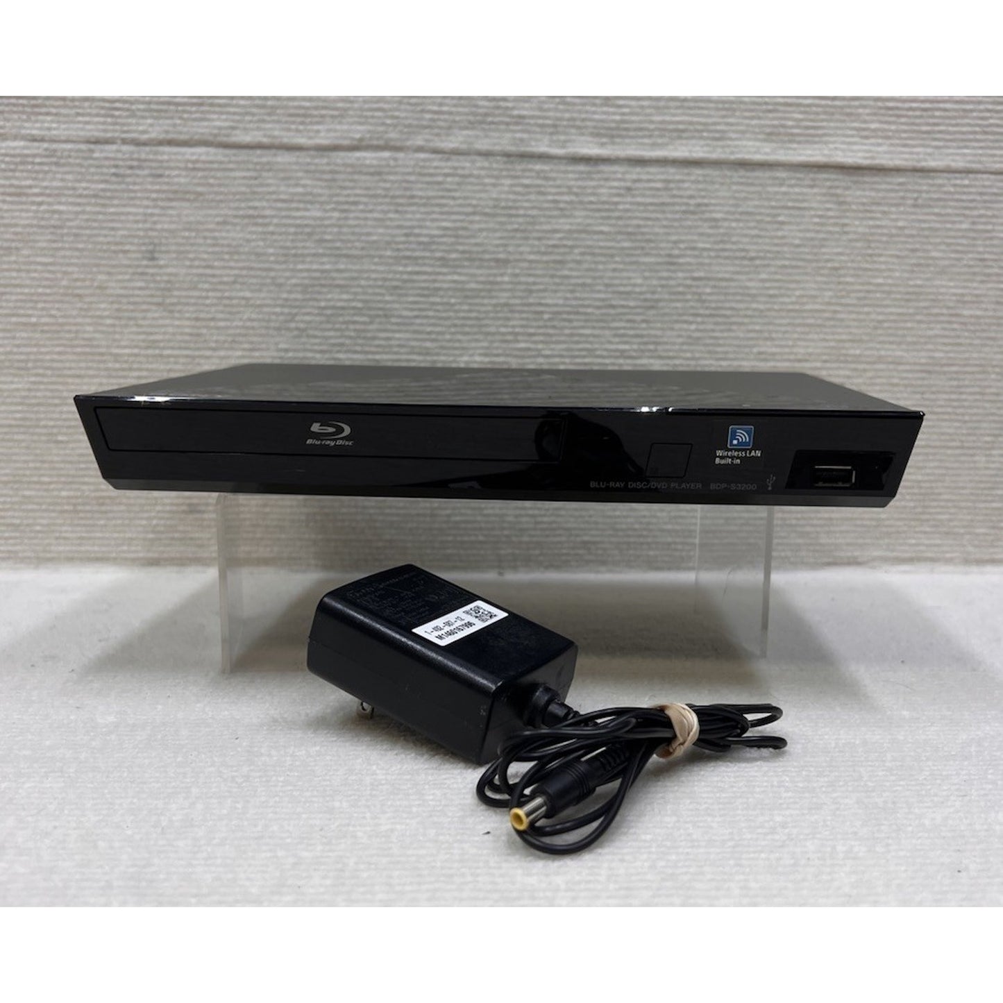 Sony BDP-S3200 Smart 1080p Blu-Ray DVD Player WiFi Streamer w/ Power No Remote