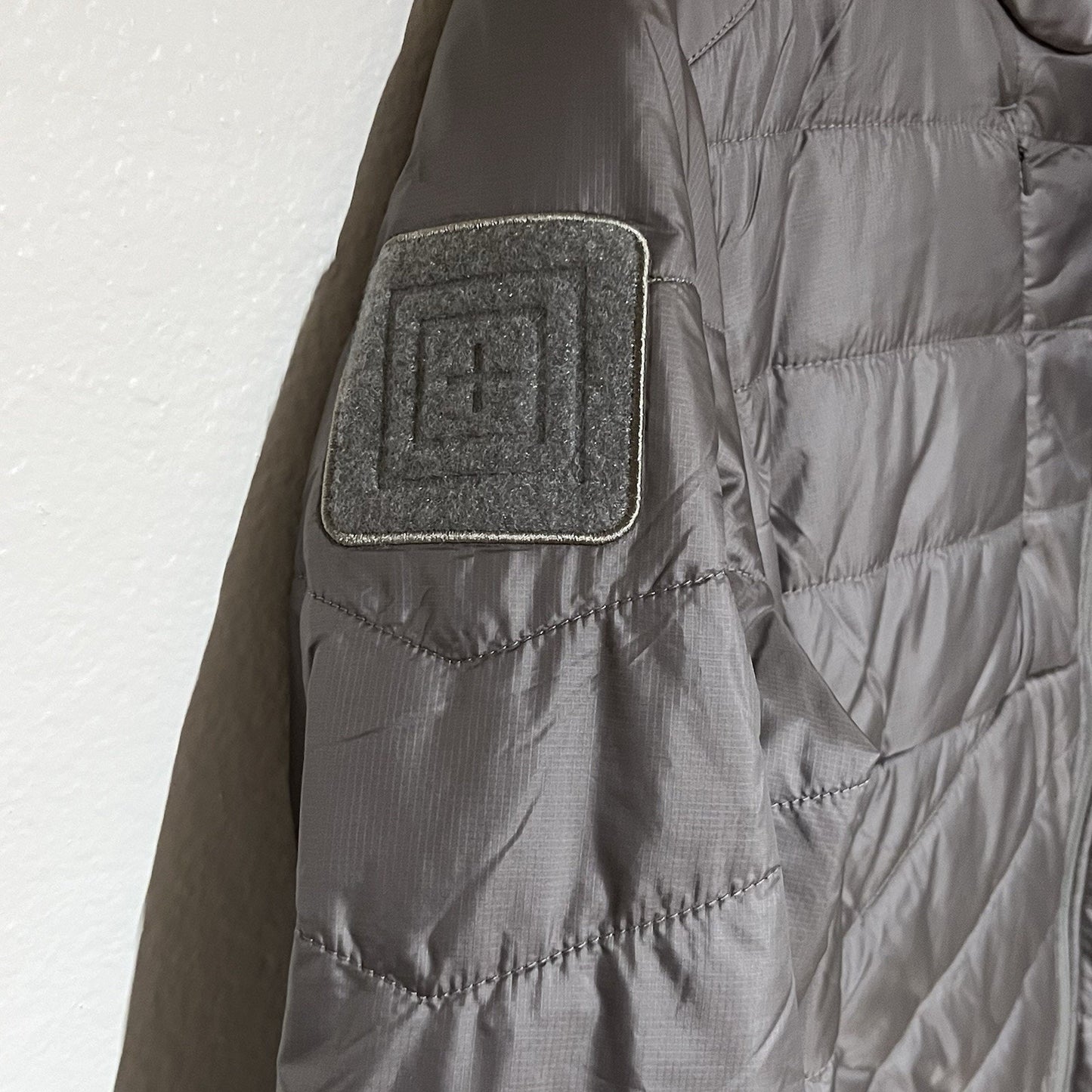 NWT 5.11 Tactical Womens XL Grey Peninsula New Puffer Jacket Coat Conceal Carry