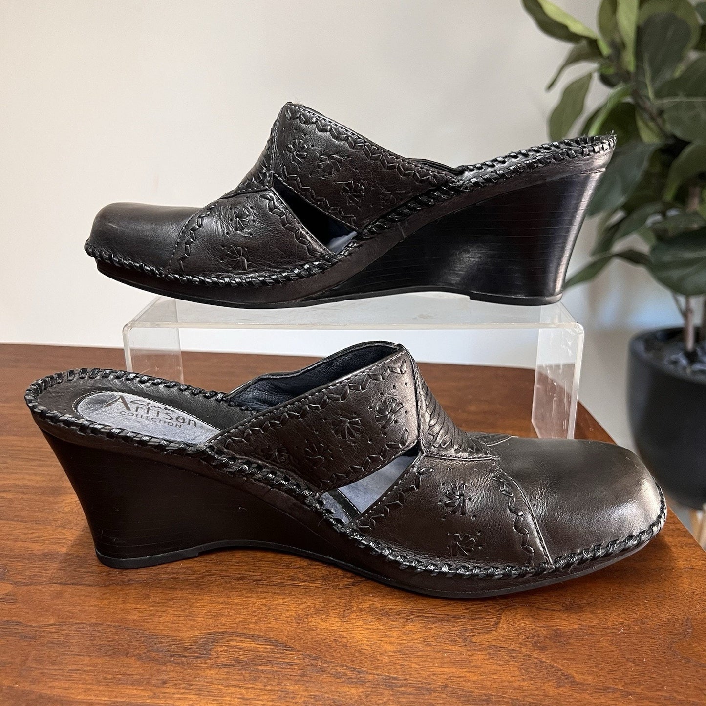 Clarks Artisan 9.5M Shiba Clog Mule Wedge Sandals Gray Leather Close Toe Shoe