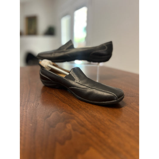 OluKai Black Leather Men’s Size 11M Slip-on Drop-in Fold Down Heel
