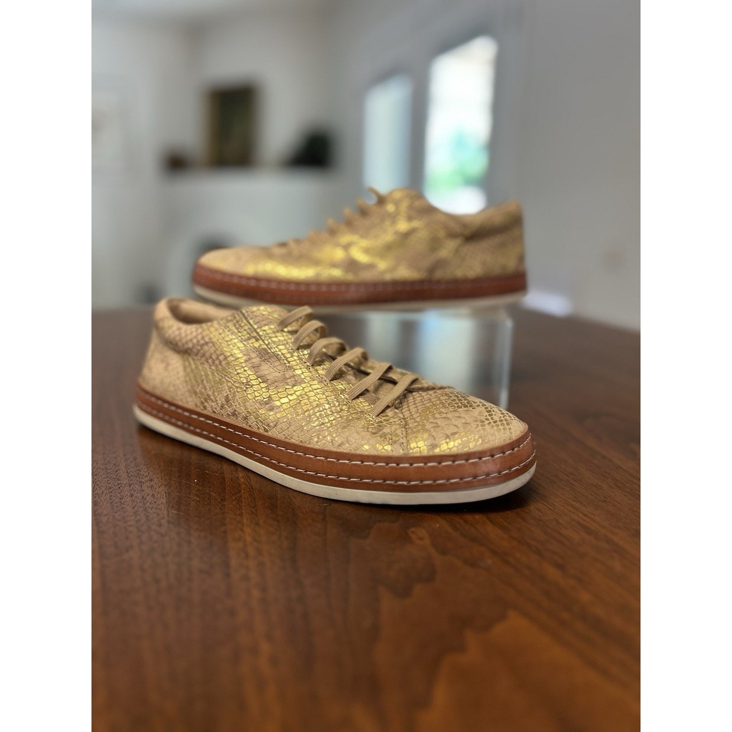 Corso Como Naimie Womens Gold Leather Reptile Print Slip-on Sneakers Sz 8.5
