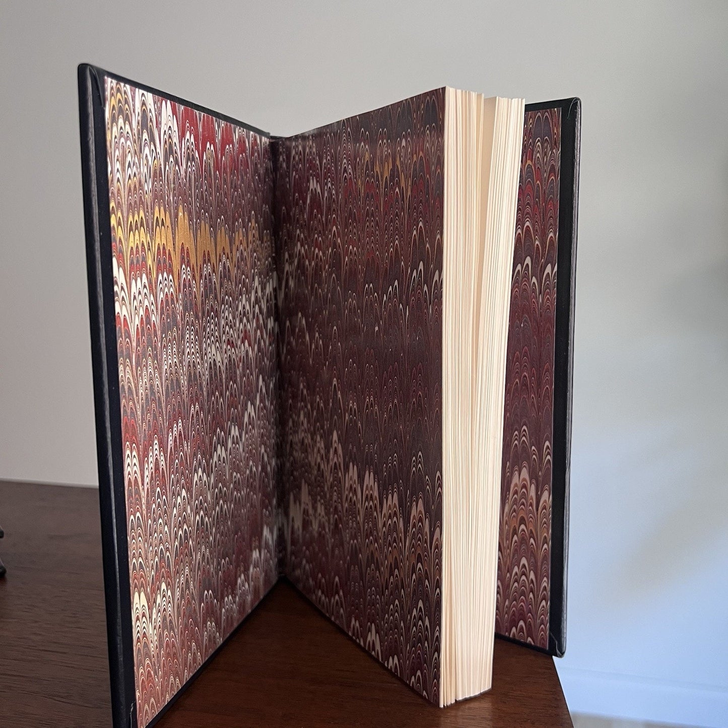 RARE Agatha Christie Mystery Collection “Destination Unknown” Bantam Leatherette