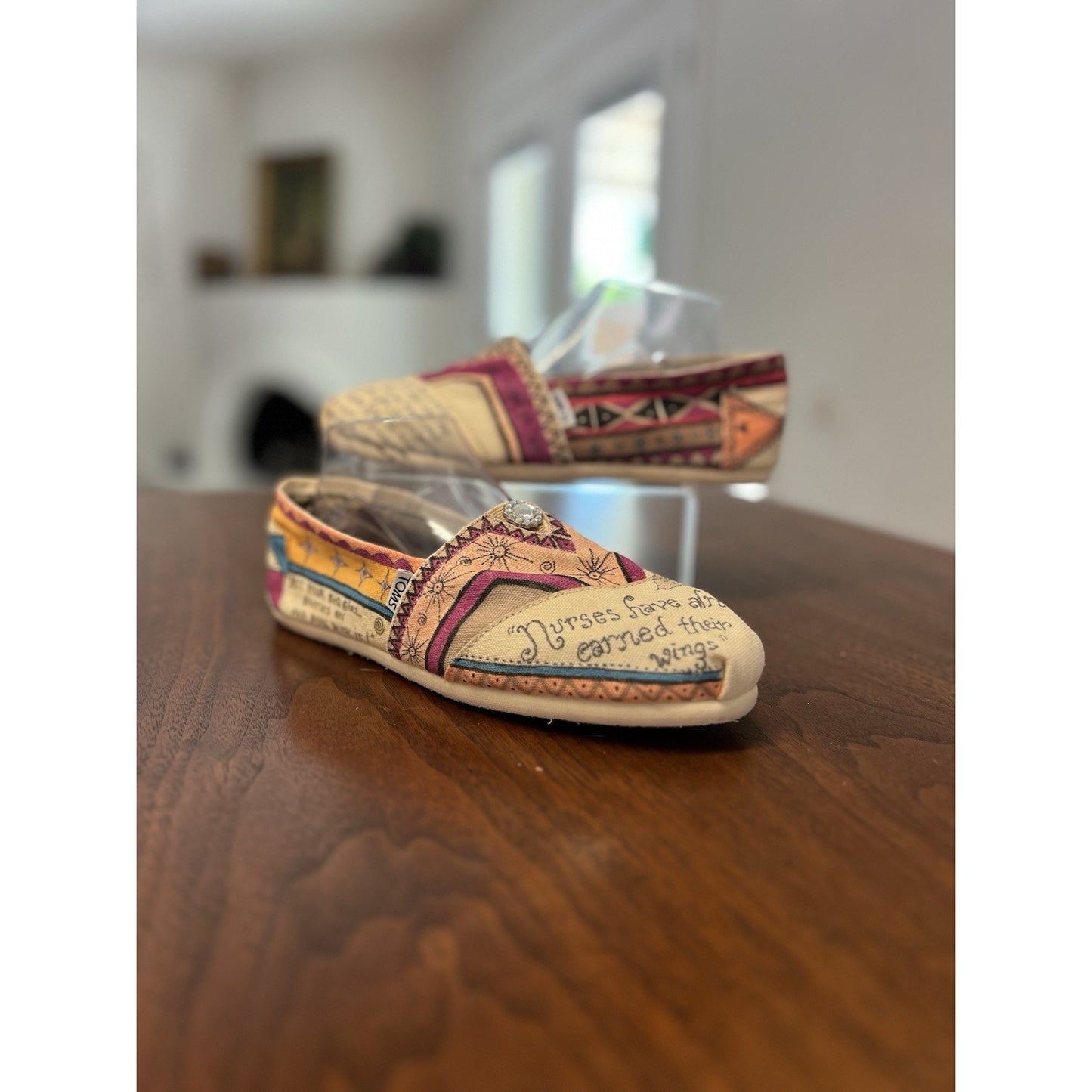 TOMS Custom 2013 Nurse Inspired No. 5 Design Womens Size 10 Slip-on Canvas Shoes