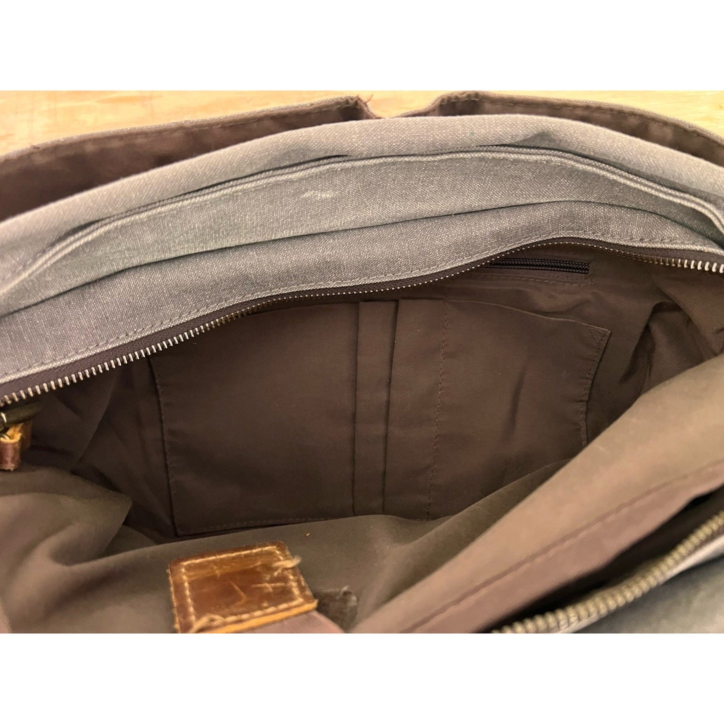 Vintage Style Leather & Canvas Wowbox Messenger Bag 6 Pocket + Organizer Sleeves
