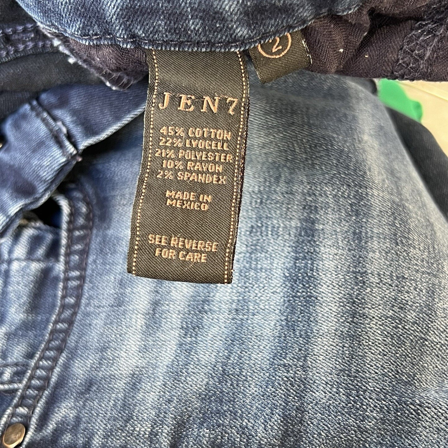 Jen7 7 for All Mankind Slim Straight 28” Sz 2 Jean Sculpting Mid-Rise Dark Wash