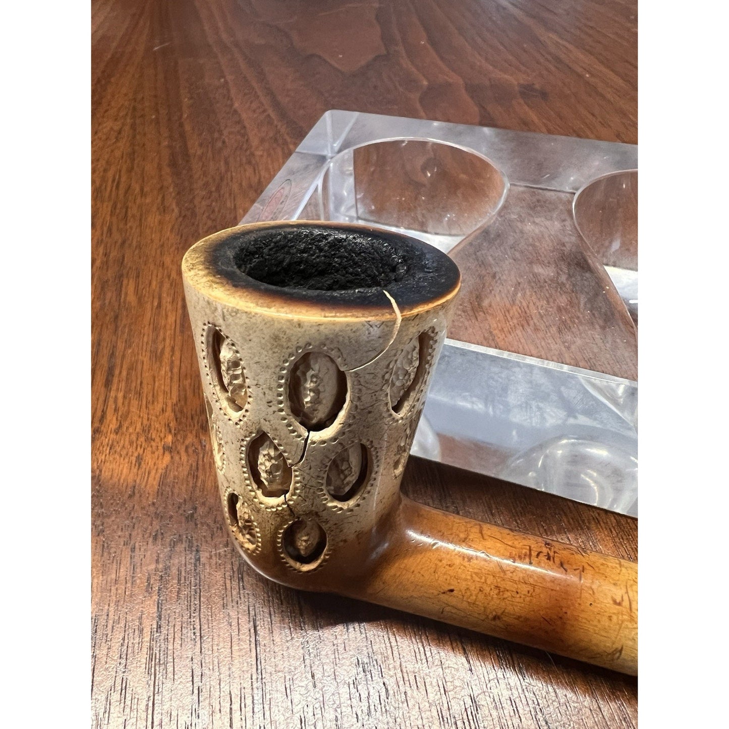 Vintage Hand Carved Estate Pipe - Cracked Bowl