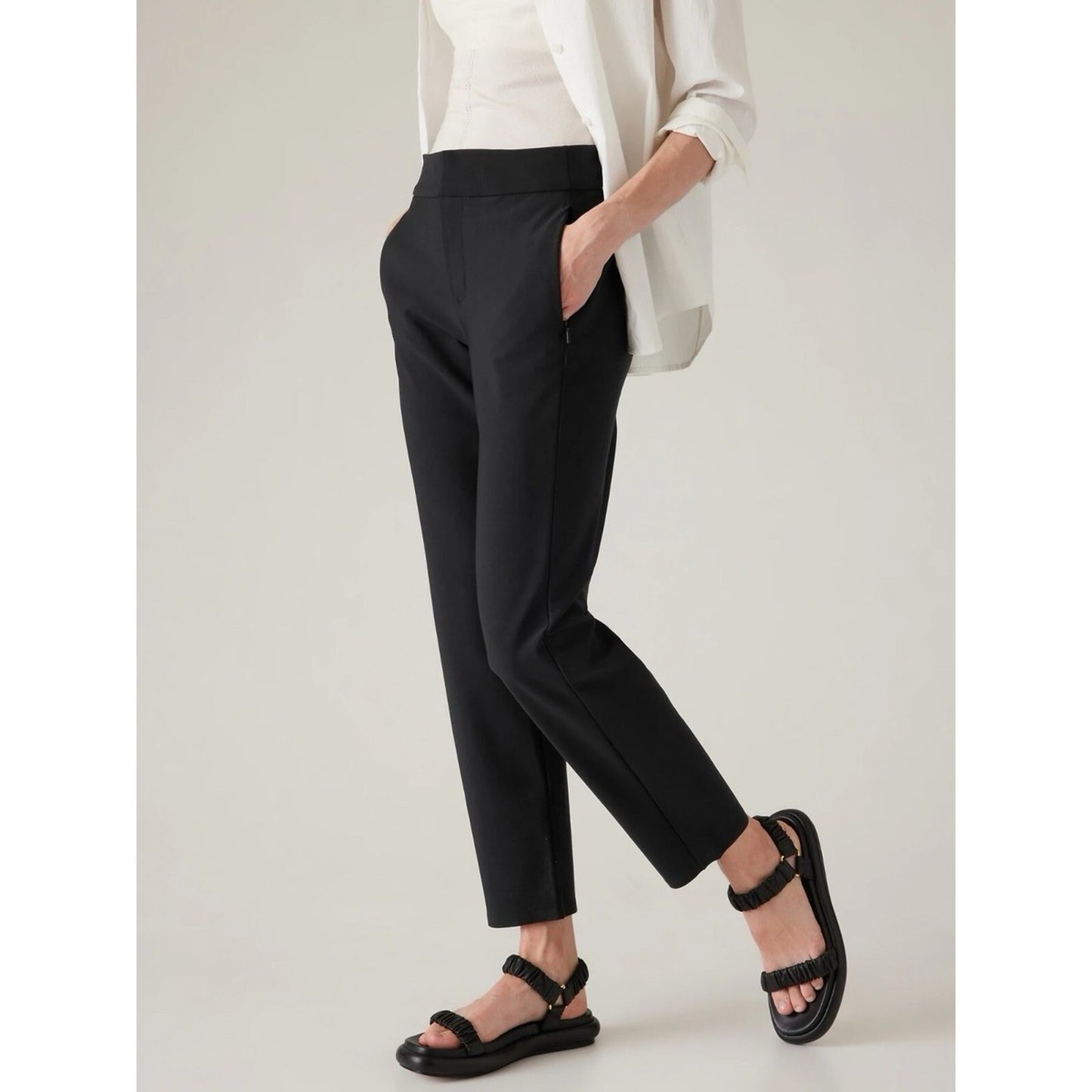 Athleta Stellar Trouser 26” Pants Mid Rise Slim Crop Ankle Black Work Stretch