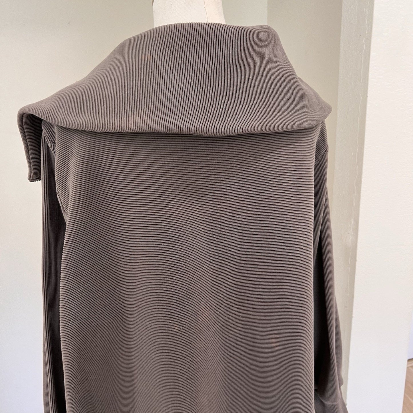 Varley Vine Half Zip Pullover Ottoman Ribbed Oversized Scuba Funnel Neck Lounge
