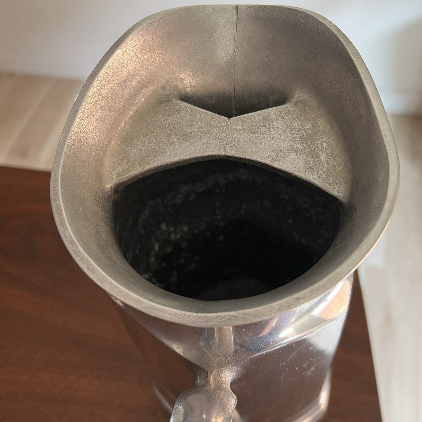 Wilton Armetale Pewter 10” Hexagon Pitcher RWP Vintage Barware Tavern Ice Lip