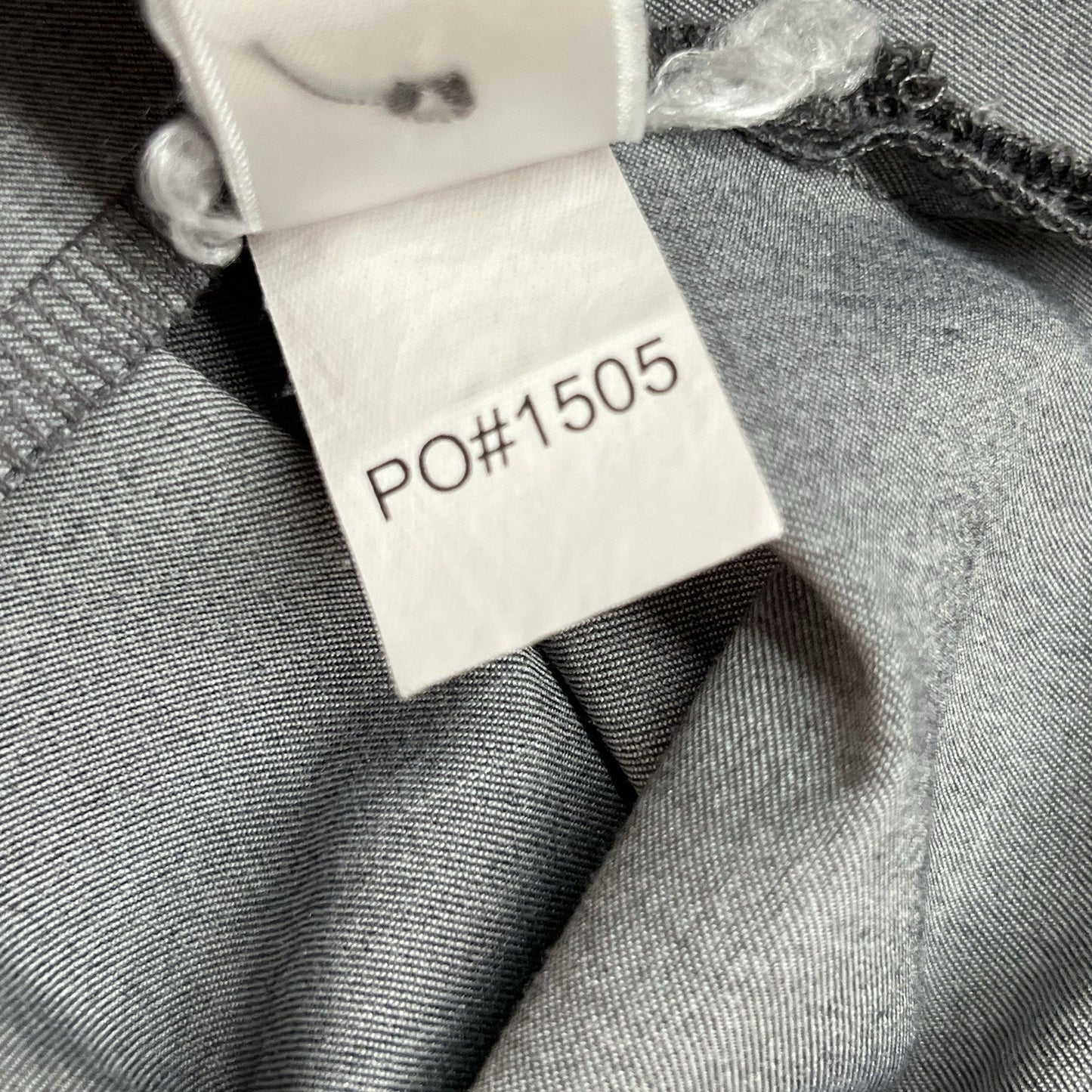 FIGS Men’s 4-Pocket Gray Size S Scrub Top #w20sw1006 PO 1505