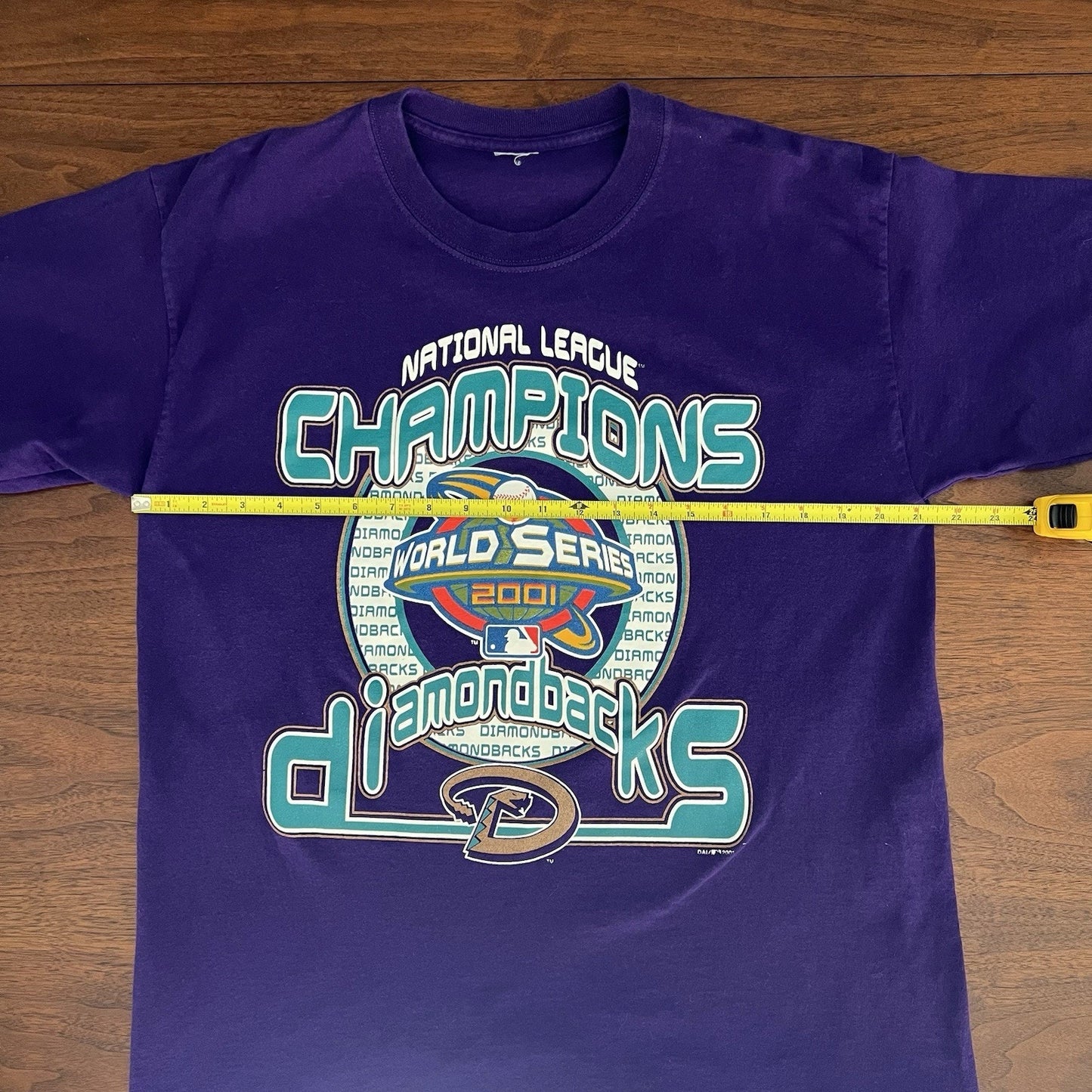 Vintage 2001 Arizona Diamondbacks World Series Champions XL/XXL Tshirt purple