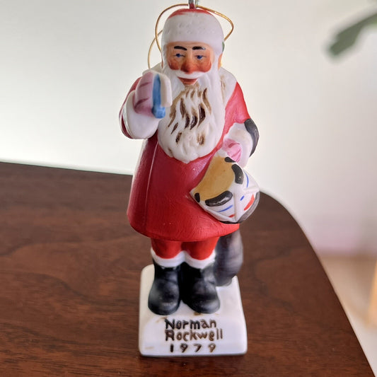 Perfect 1979 Norman Rockwell Grossman Santa Claus Christmas Porcelain Ornament