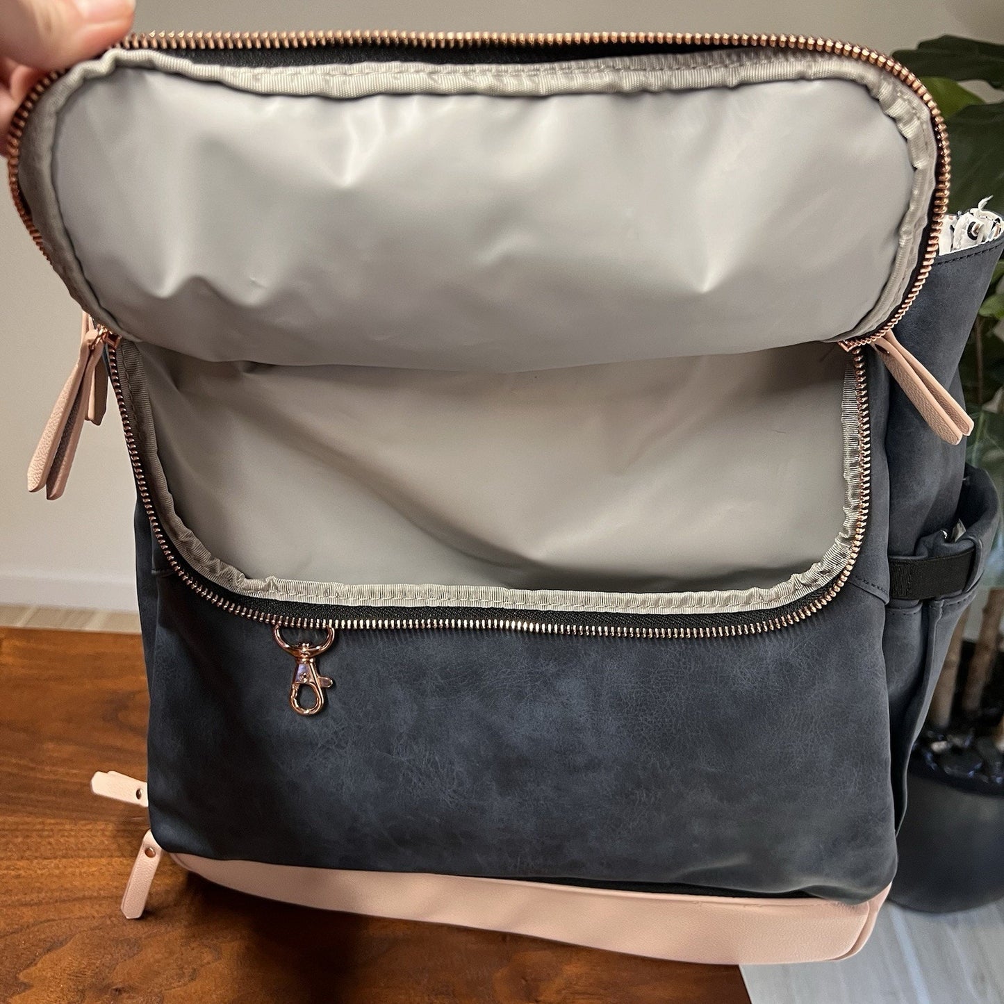 NWOT Petunia Pickle Bottom Pivot Backpack Unisex Diaper Bag Tote Insulated