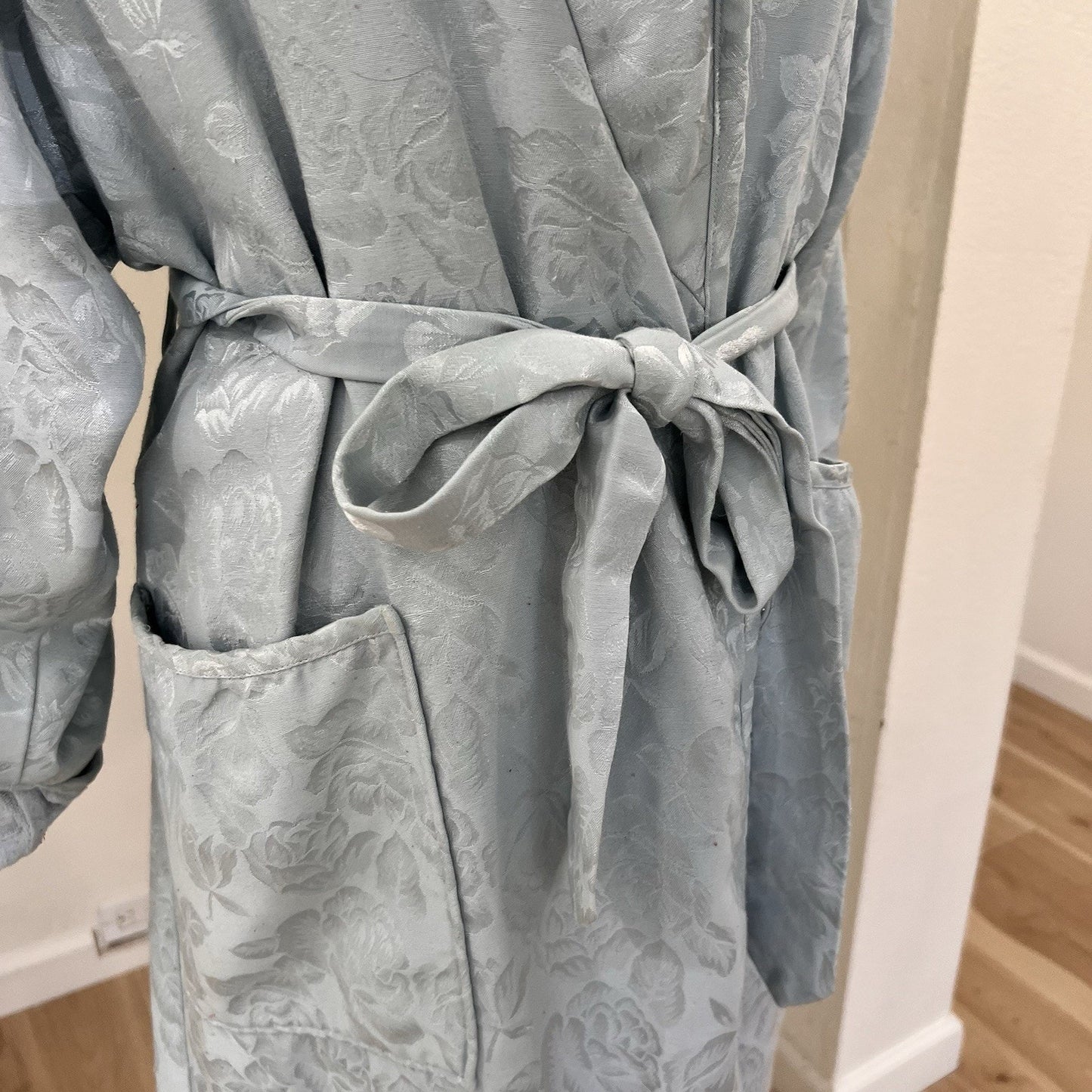 Victorias Secret Gold Label Terry Satin Long Robe XS/S Belted Old Hollywood