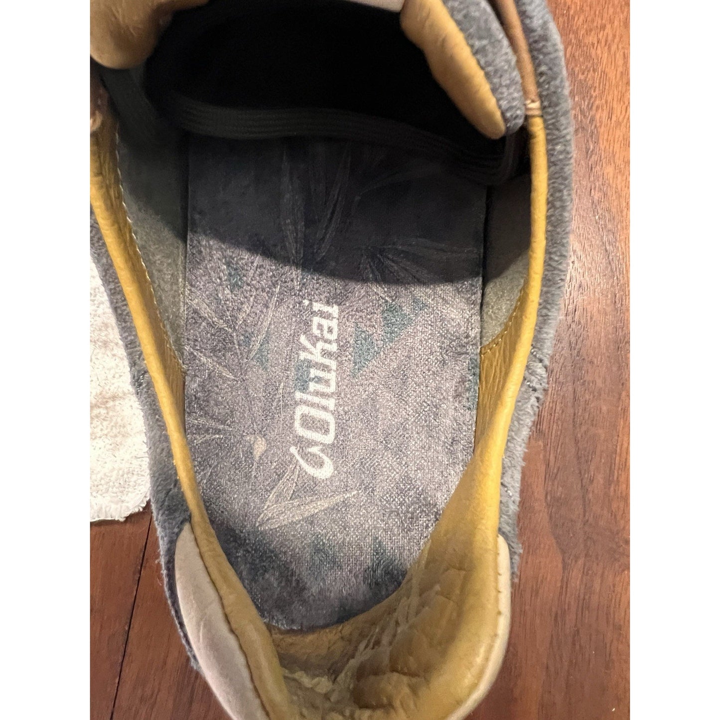 OluKai Lae'ahi Lī 'Ili Casual Sneakers Grey Suede Collapsible Heel Size 10