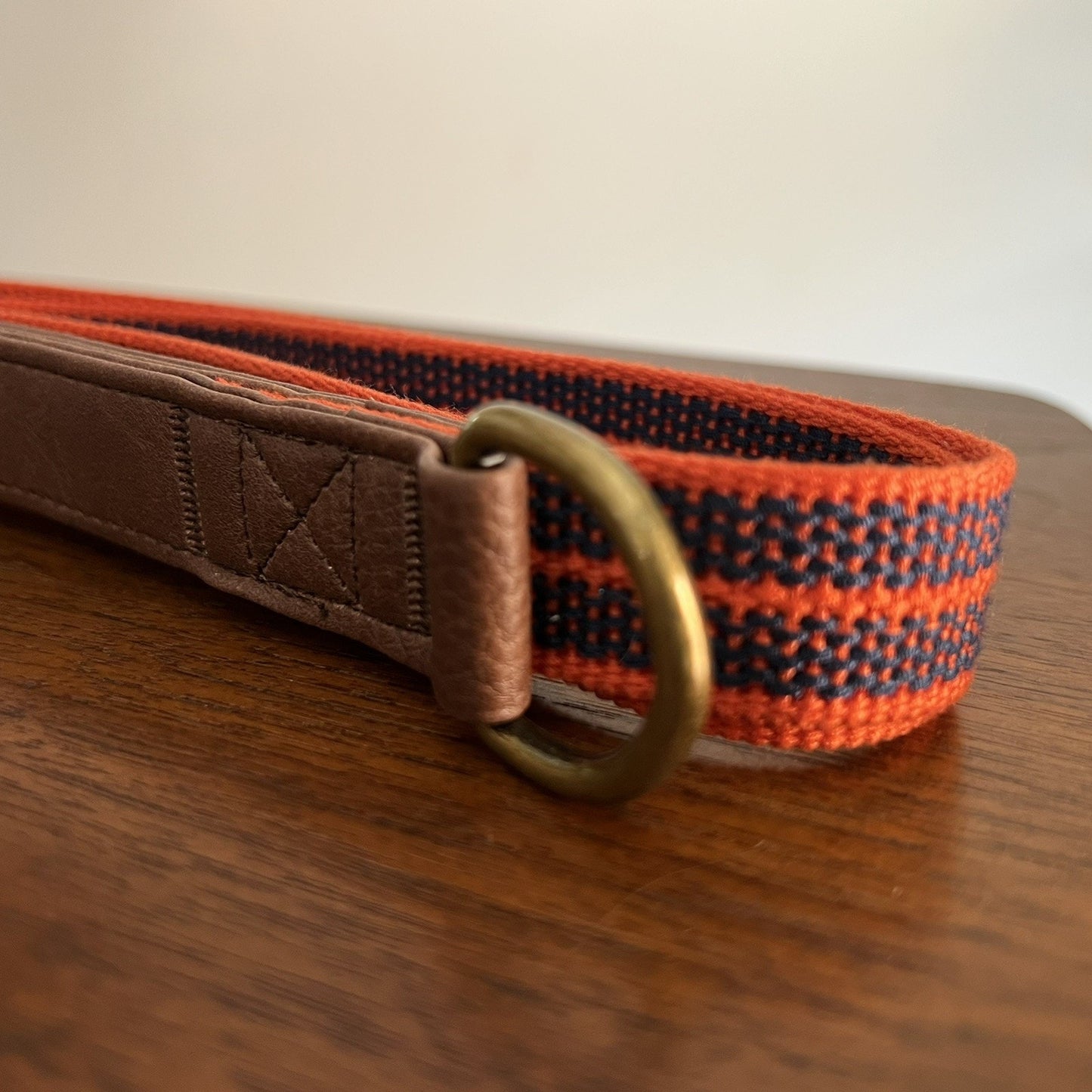 NWT Top Paw 4’ Short Faux Leather and Blue Orange Stripe Unisex Puppy Dog Leash