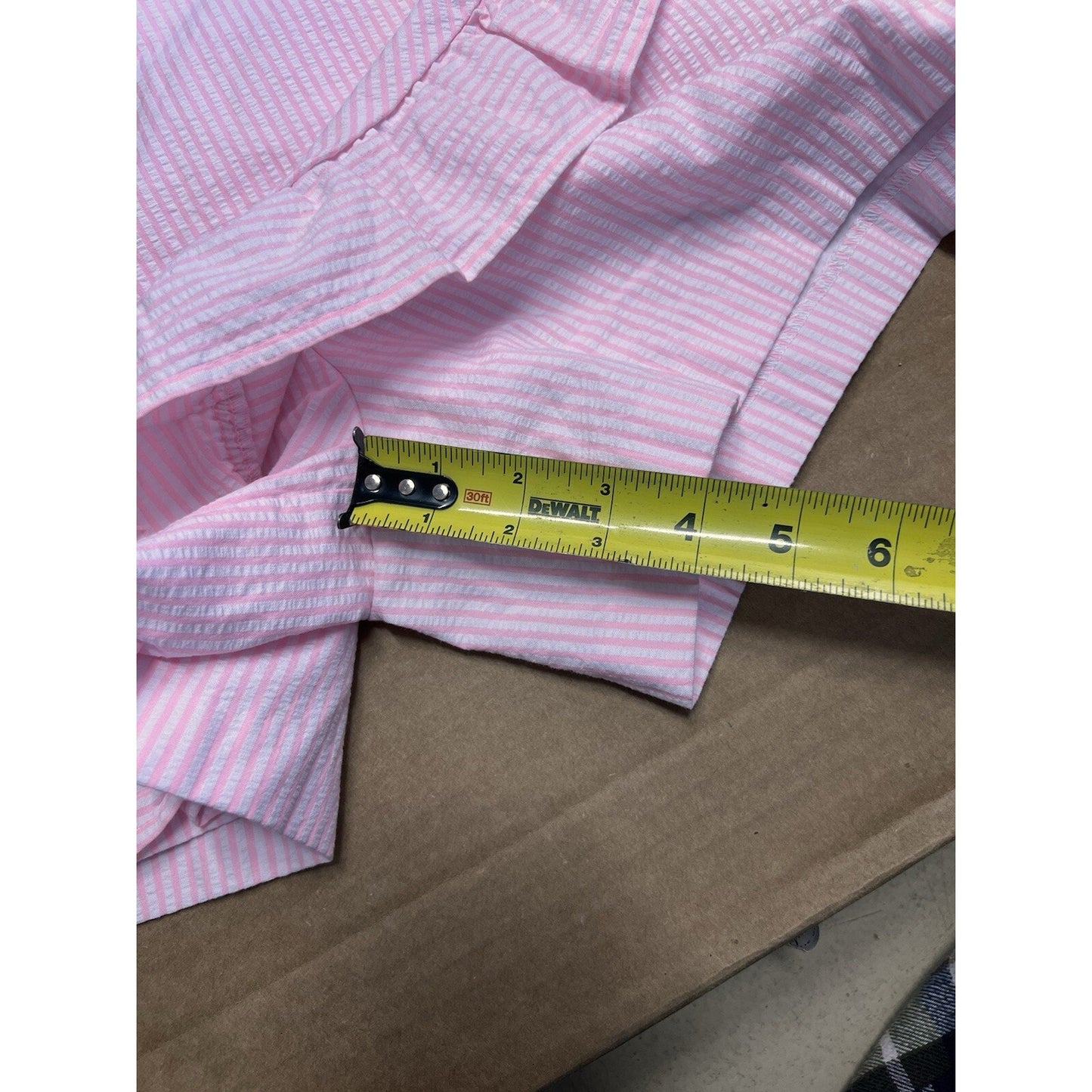 Lilly Pulitzer Sz 2 Mini Skort Neon Pink Preppy Girlie Seersucker Ruffle Faye
