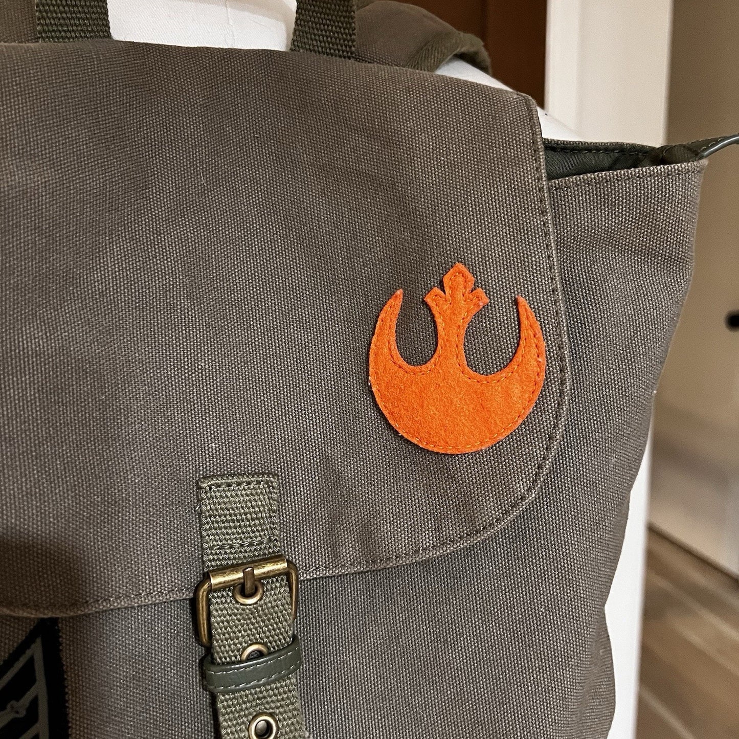 RARE Star Wars Galaxys Edge Rebel Backpack Disney World Opening ‘19 Canvas Lucas