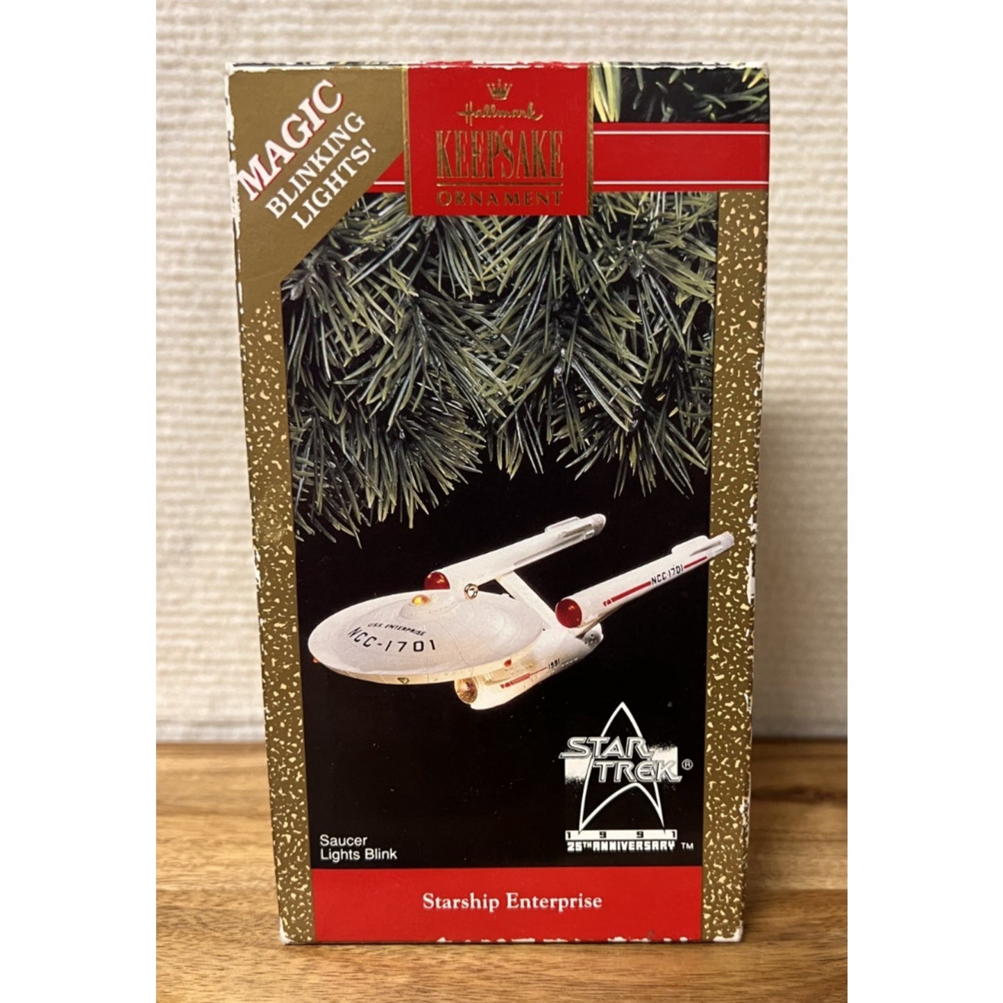 STAR TREK STARSHIP ENTERPRISE 1991 HALLMARK KEEPSAKE ORNAMENT 25TH ANNIVERSARY