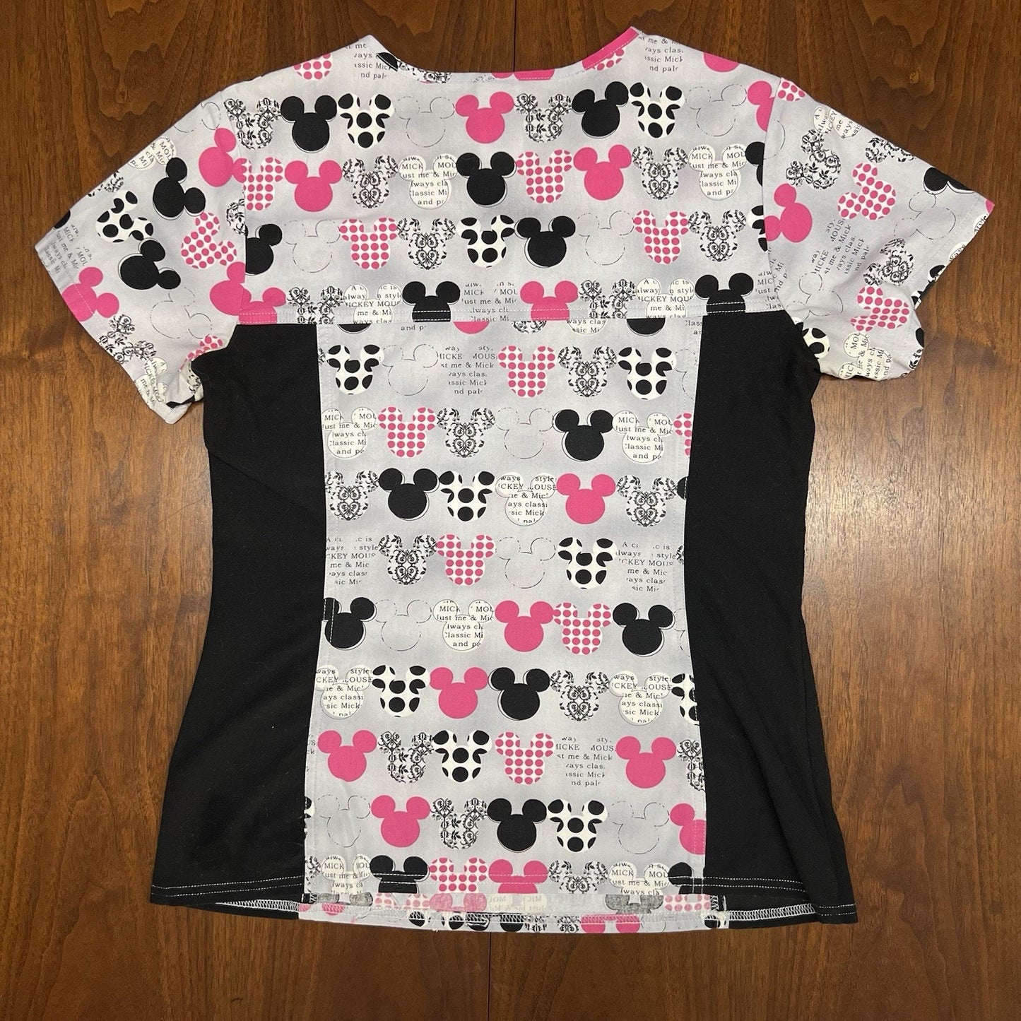 Lot of 4 Disney Scrub Tops Mickey Minnie Mouse Tooniforms Cherokee (S) AOP