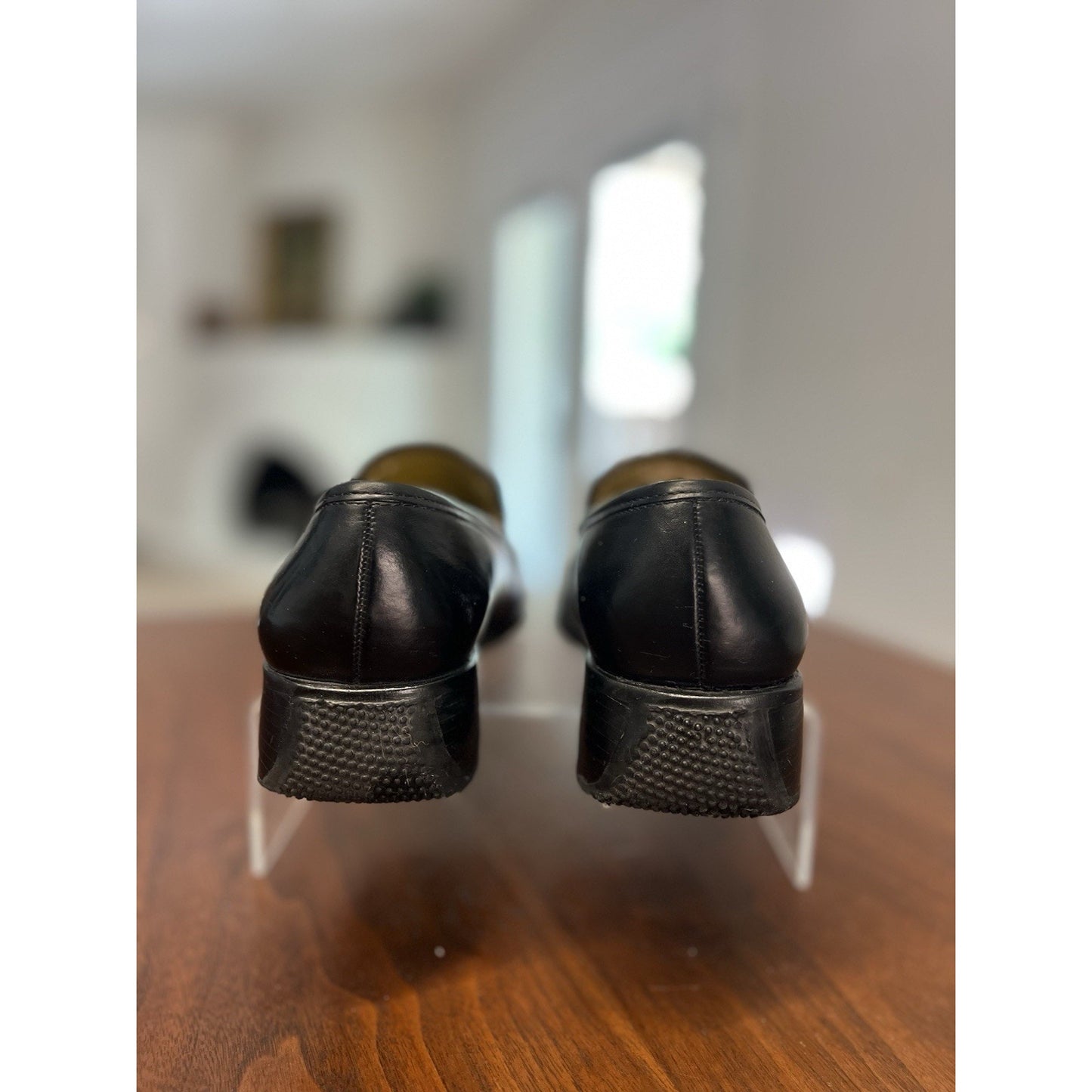 Vintage Enzo Angiolini Slip-on Black Leather Loafer Women’s Size 7 Rubber Sole