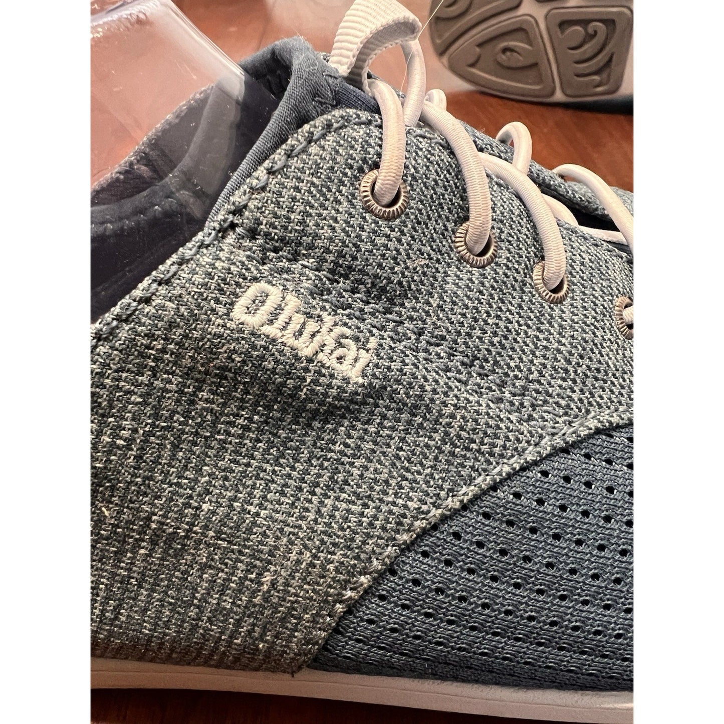 OluKai Men's Nohea Moku Blue Mesh Drop Heel Men’s Size 9