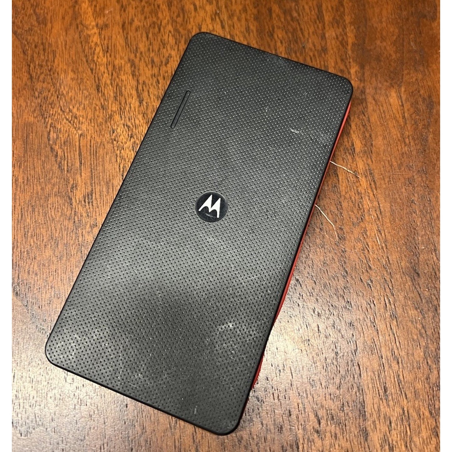 Motorola Power Pack Slim 4000 mAh Portable Battery Charger P4000 Black Red