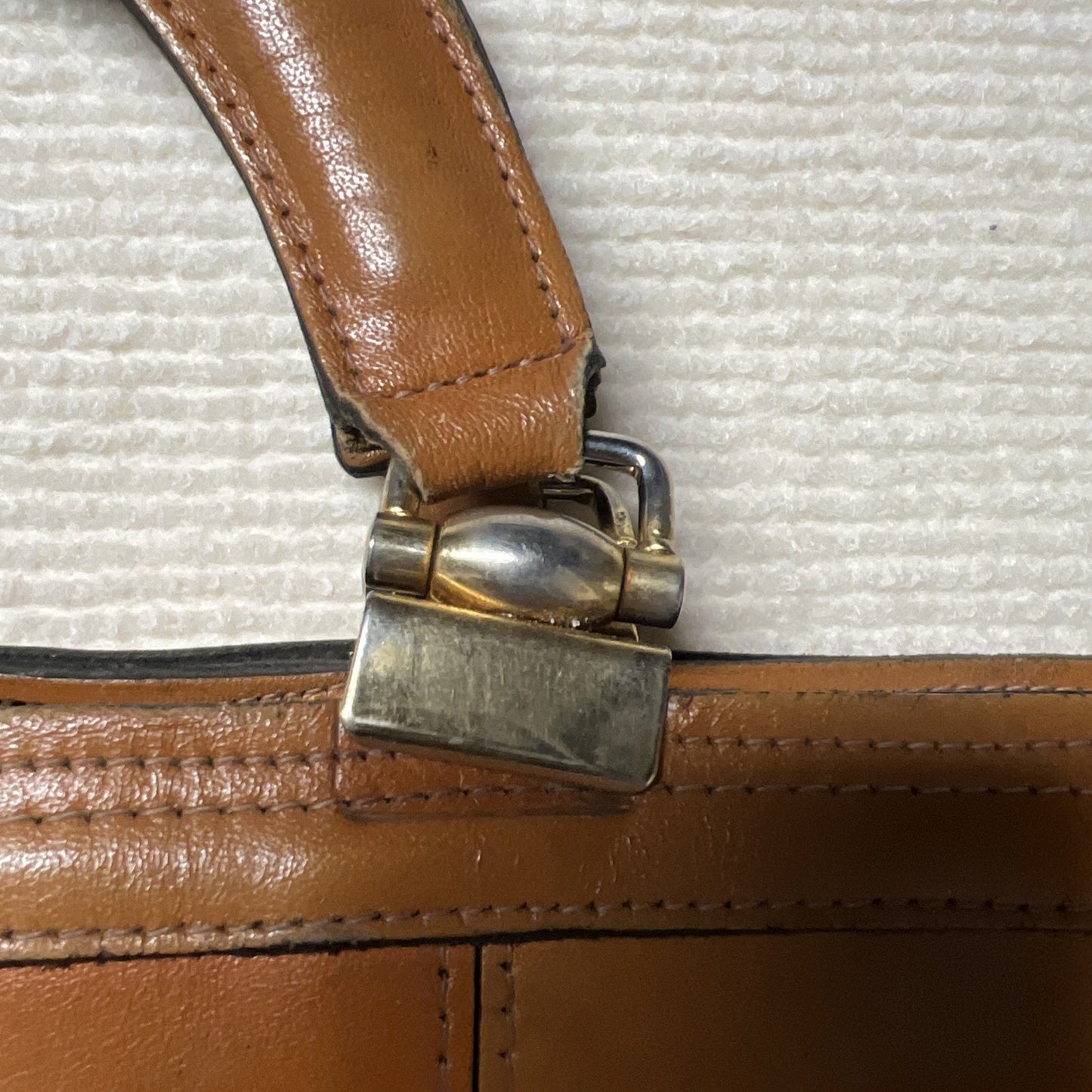 Vtg Slim Leather Soft Sided Attache Briefcase Two Handles 3 Compartments Zippers