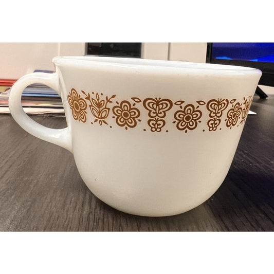 Vintage Pyrex Corning Butterfly Gold 1970’s Milkglass Tea Coffee Mug Cup 8 Oz