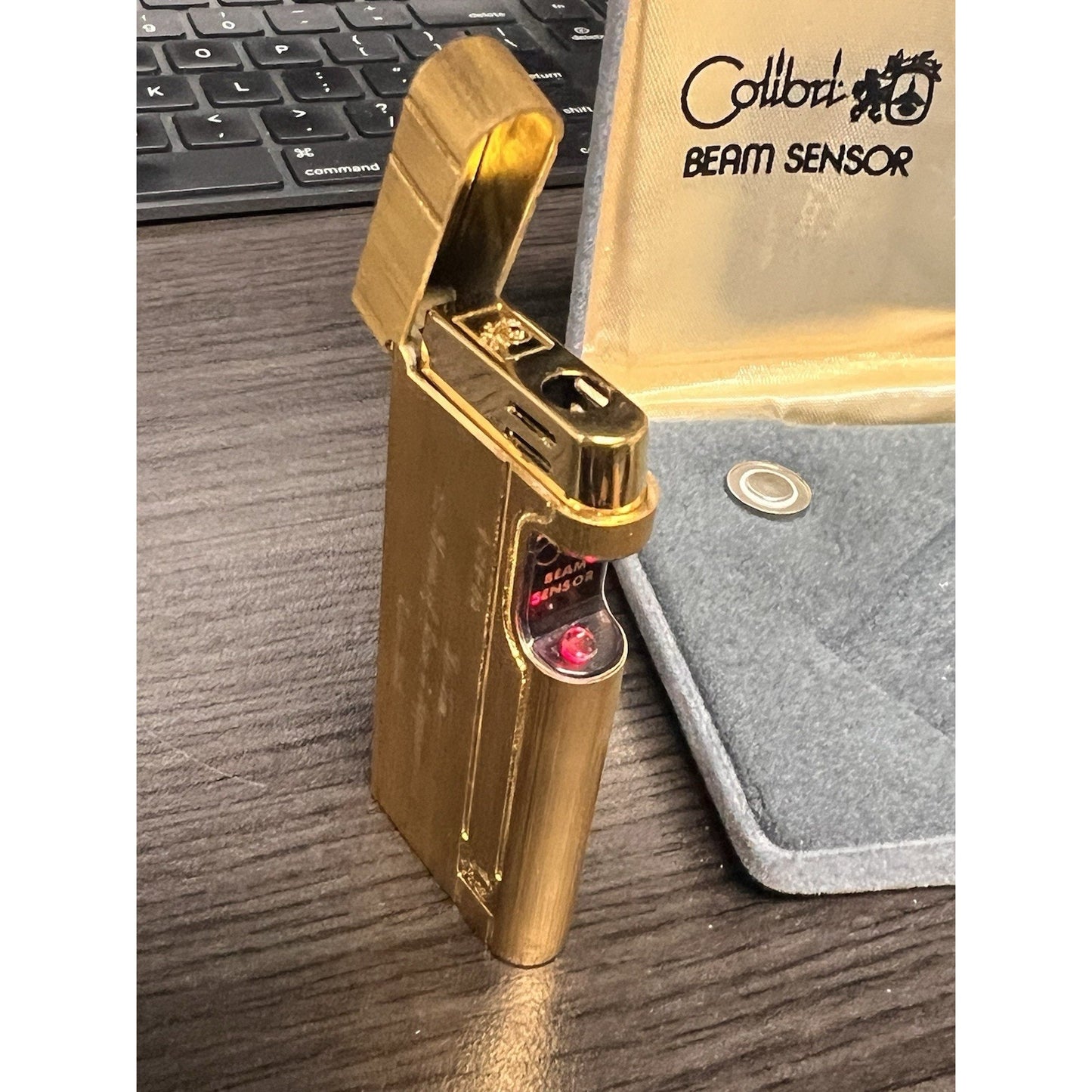 Vintage Gold Tone Colibri Beam Sensor Lighter w/ Case, Sleeve & Paperwork