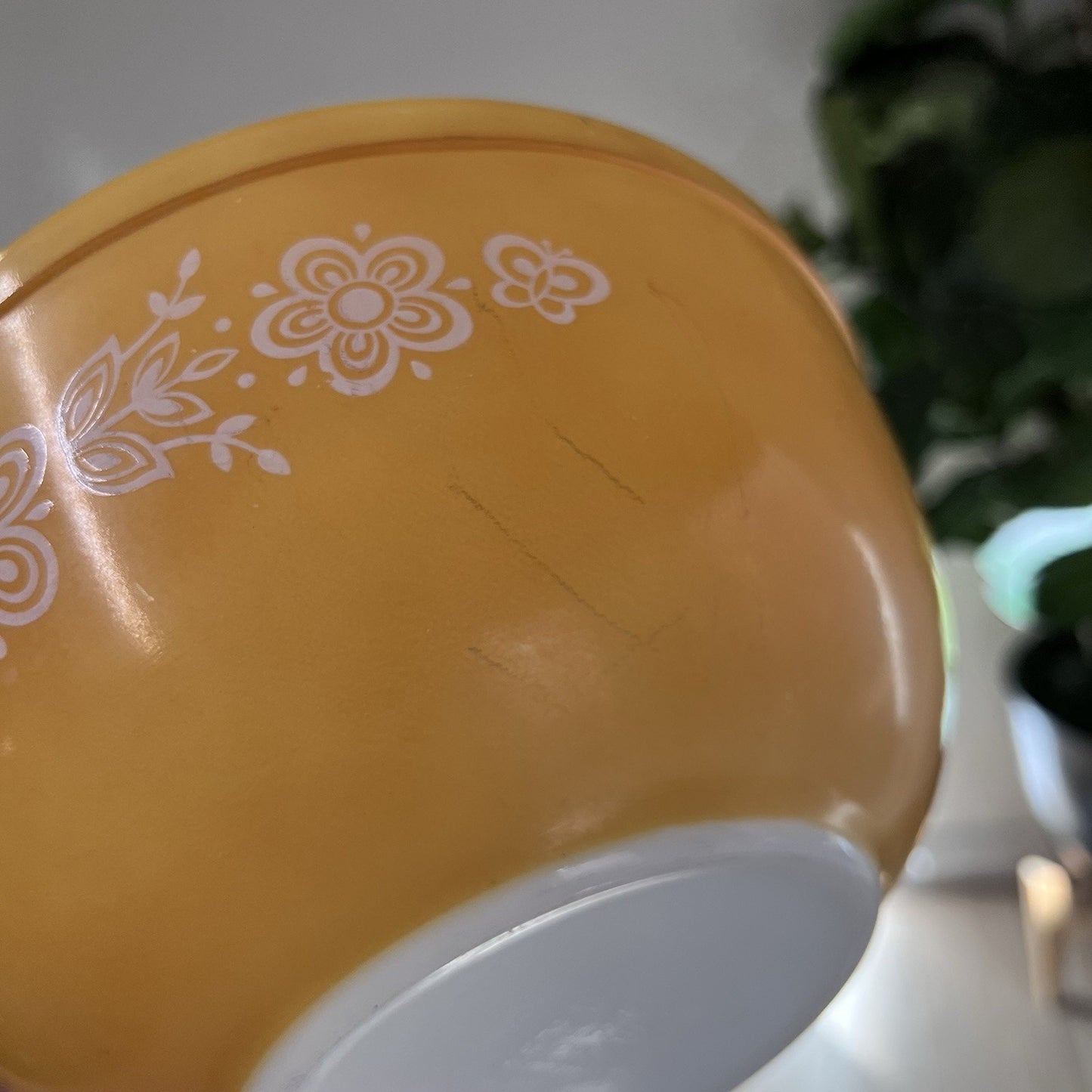 #403 Pyrex Butterfly Gold 2 1/2 Qt. Mixing Nesting Bowl MCM Yellow 70s