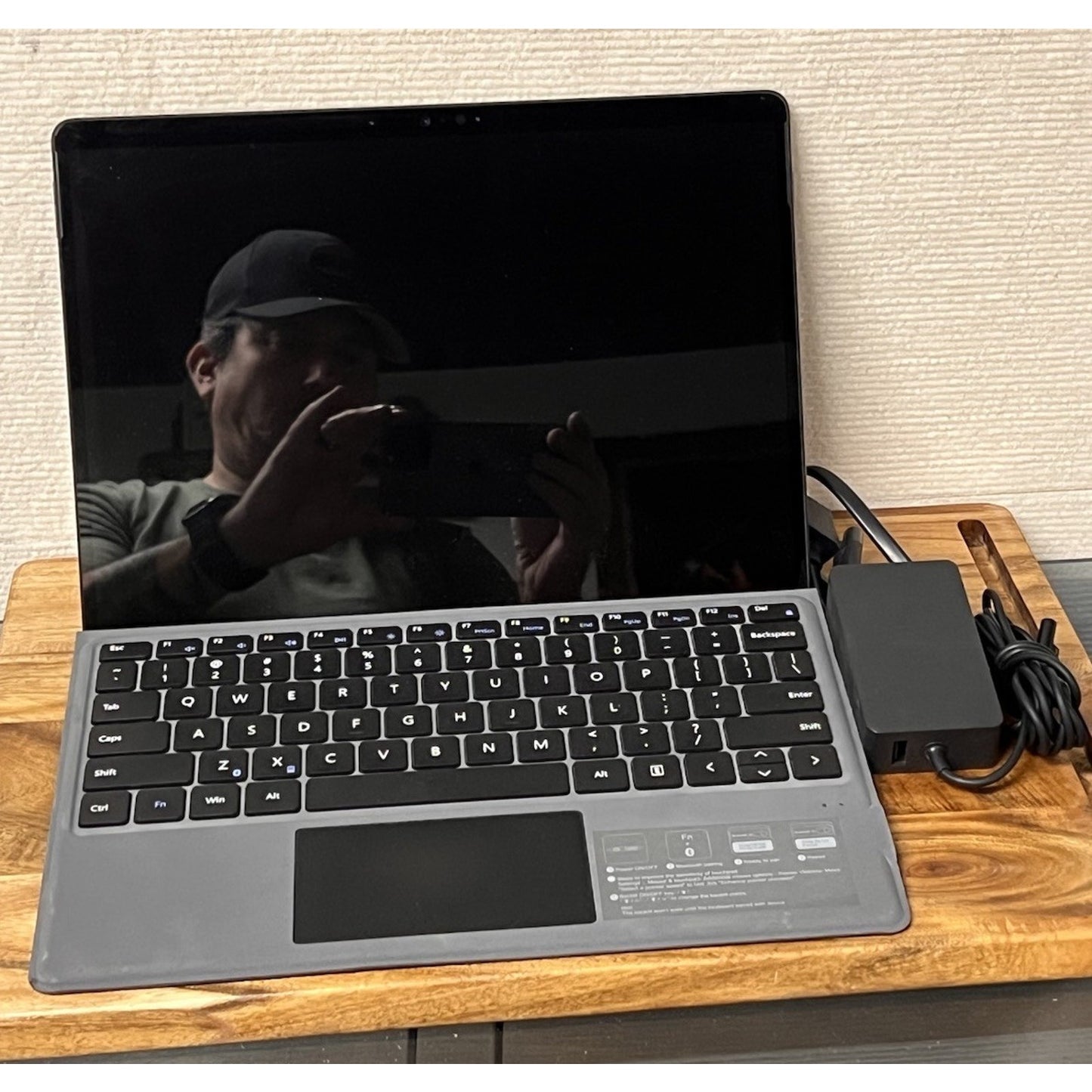 Microsoft Surface Pro X (Model 1876) w/ Finie Keyboard & Charging Block 128 G