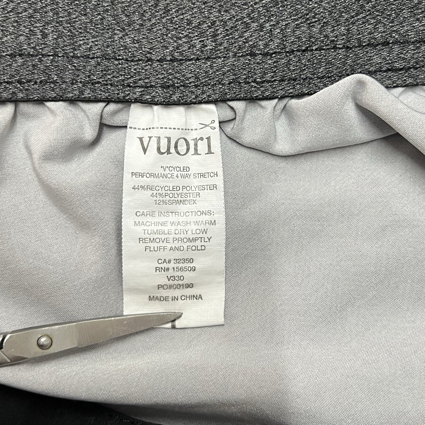 Vuori Banks Mens Shorts (L) 7” Inseam Drawstring Beach Casual Athleisure