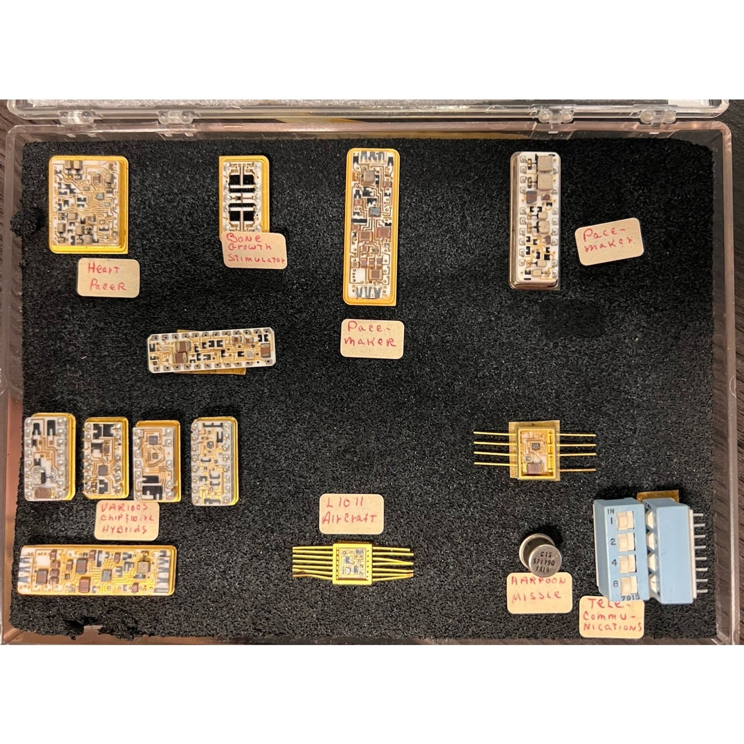 Vintage 1970s Aerospace Military Medical Hybrid Microcircuit Display Lot L1011