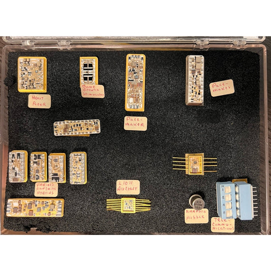 Vintage 1970s Aerospace Military Medical Hybrid Microcircuit Display Lot L1011