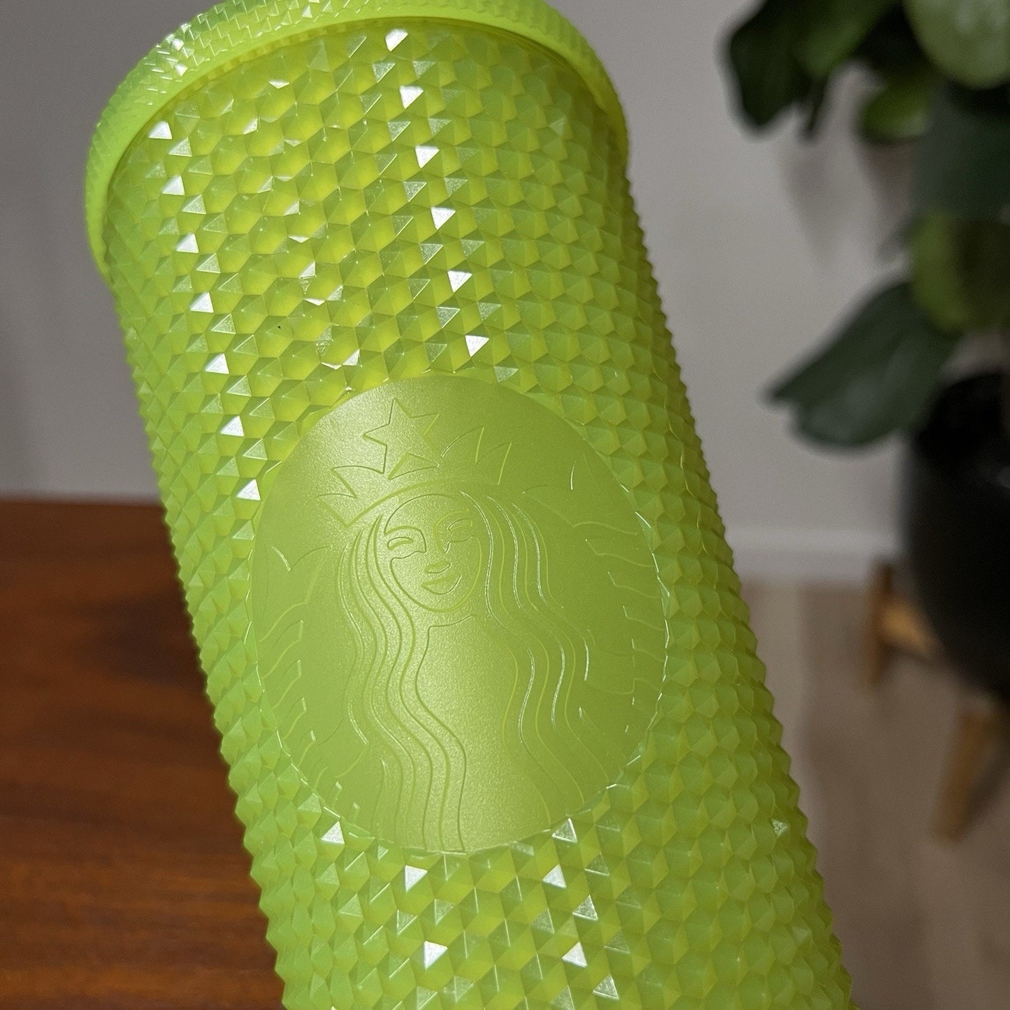 NEW 2022 Starbucks Halloween Glow in the Dark Lemongrass Studded Tumbler 24 oz