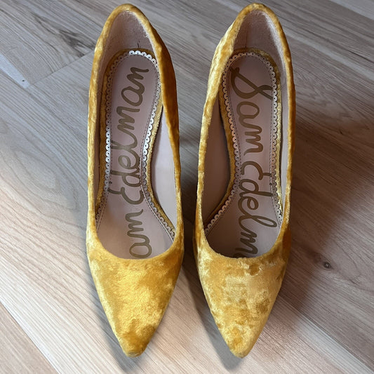 Sam Edelman “Hazel” Velvet 6M Pointed Toe High Heels Yellow/Gold Pump Stiletto