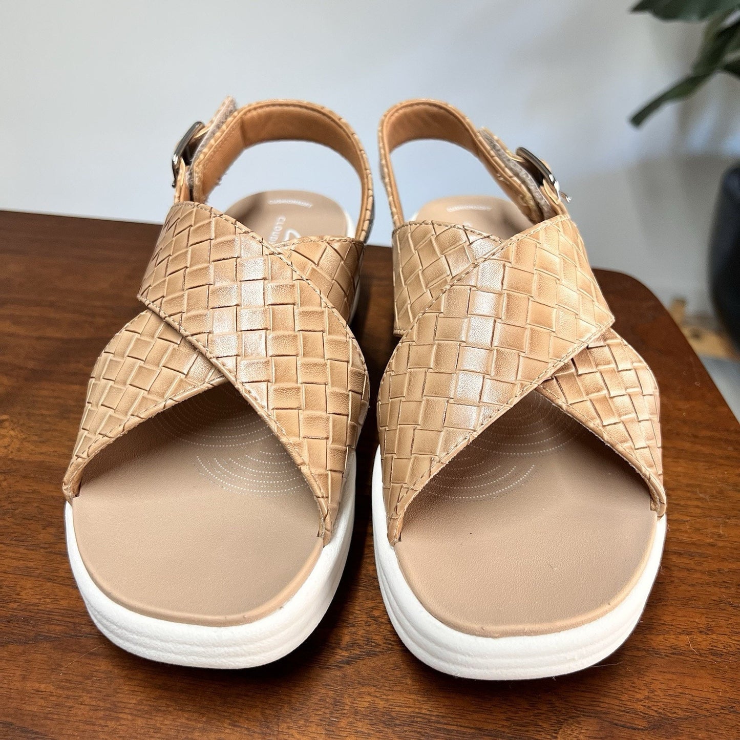 Clarks Cloudsteppers Backstrap Sandals Drift Sun 8.5W Cushionsoft Foam Beige