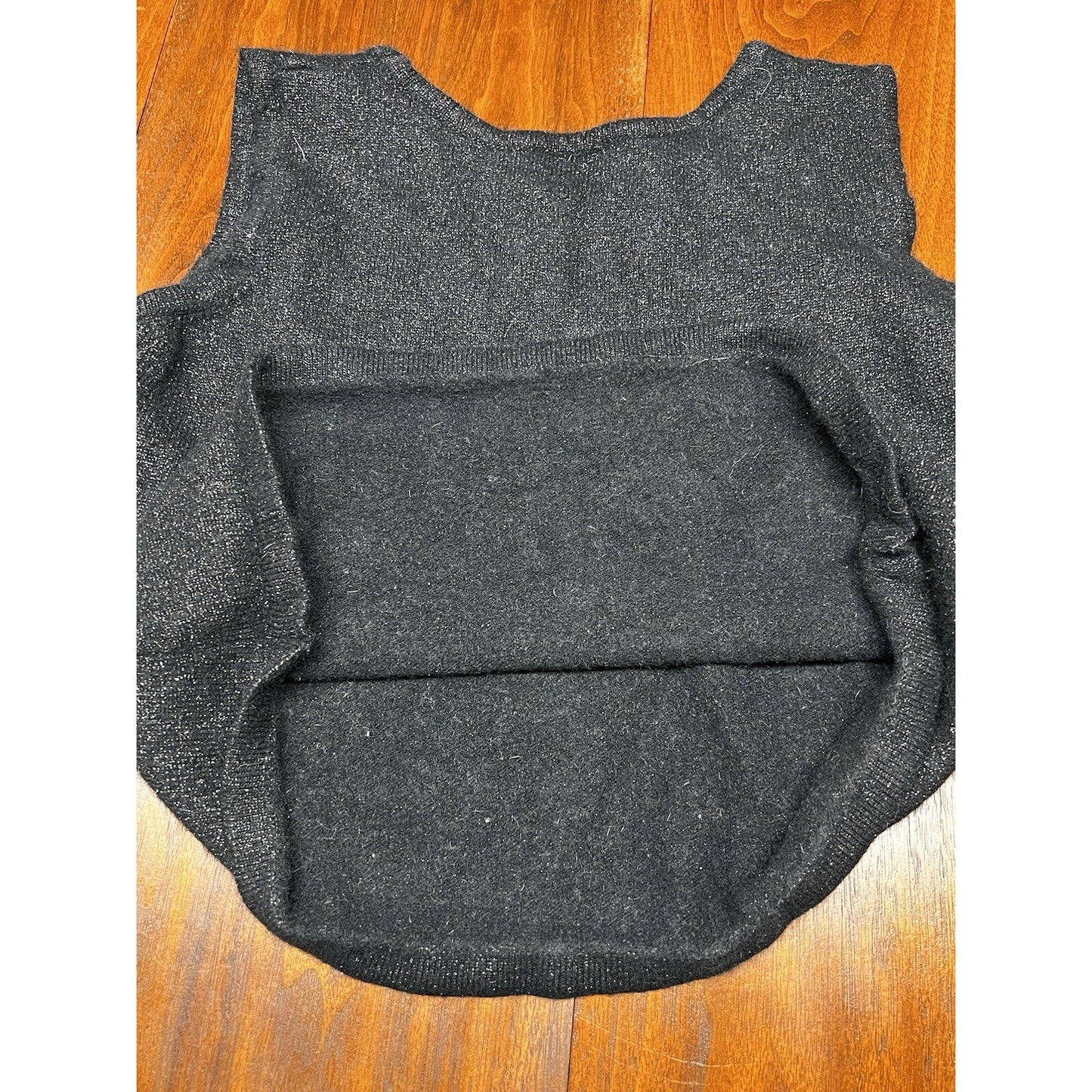 Luisa Spagnoli Perugia Italian Designer Sleeveless Top Black Wool Metallic Gold